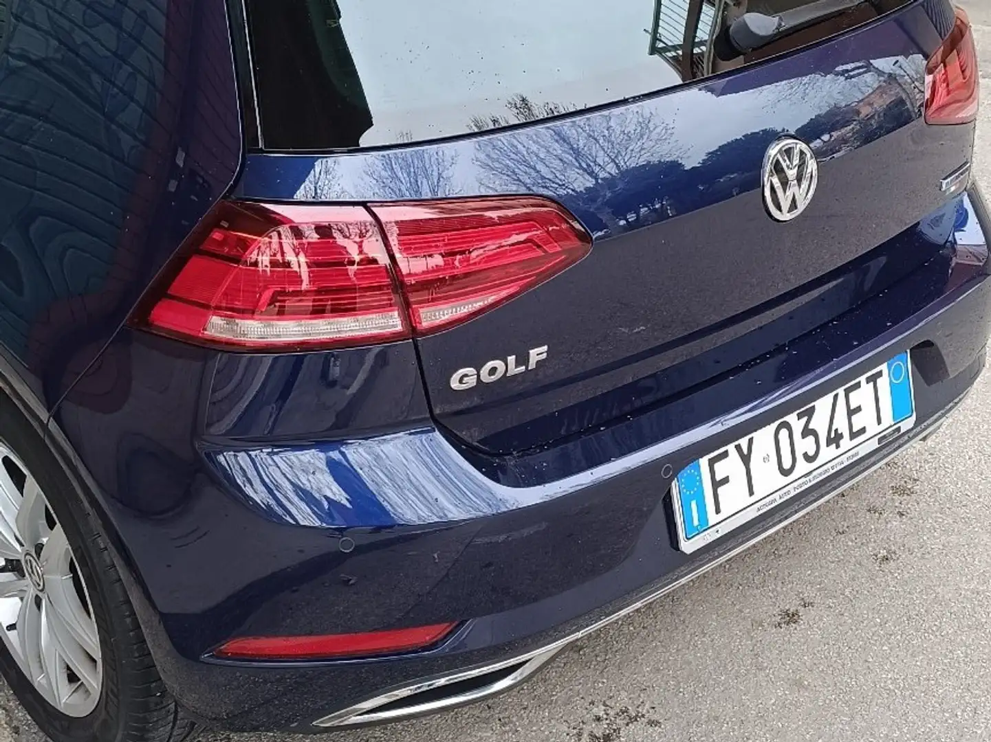 Volkswagen Golf 5p 1.5 tgi Executive 130cv dsg Bleu - 2