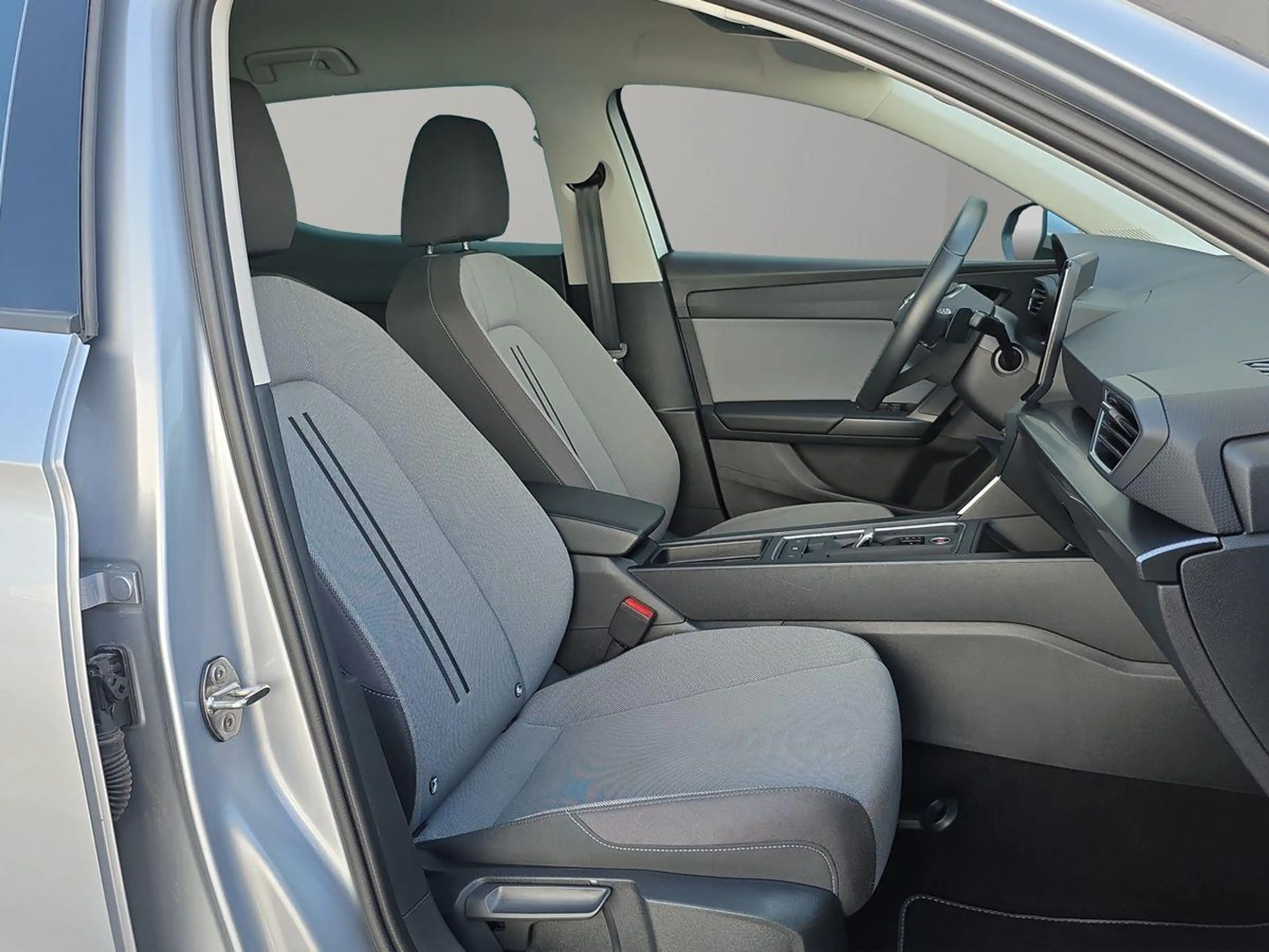 SEAT Leon Style TDI DSG V-COCK R-KAM NAVI LED 3Z-KLIMA — photo 10
