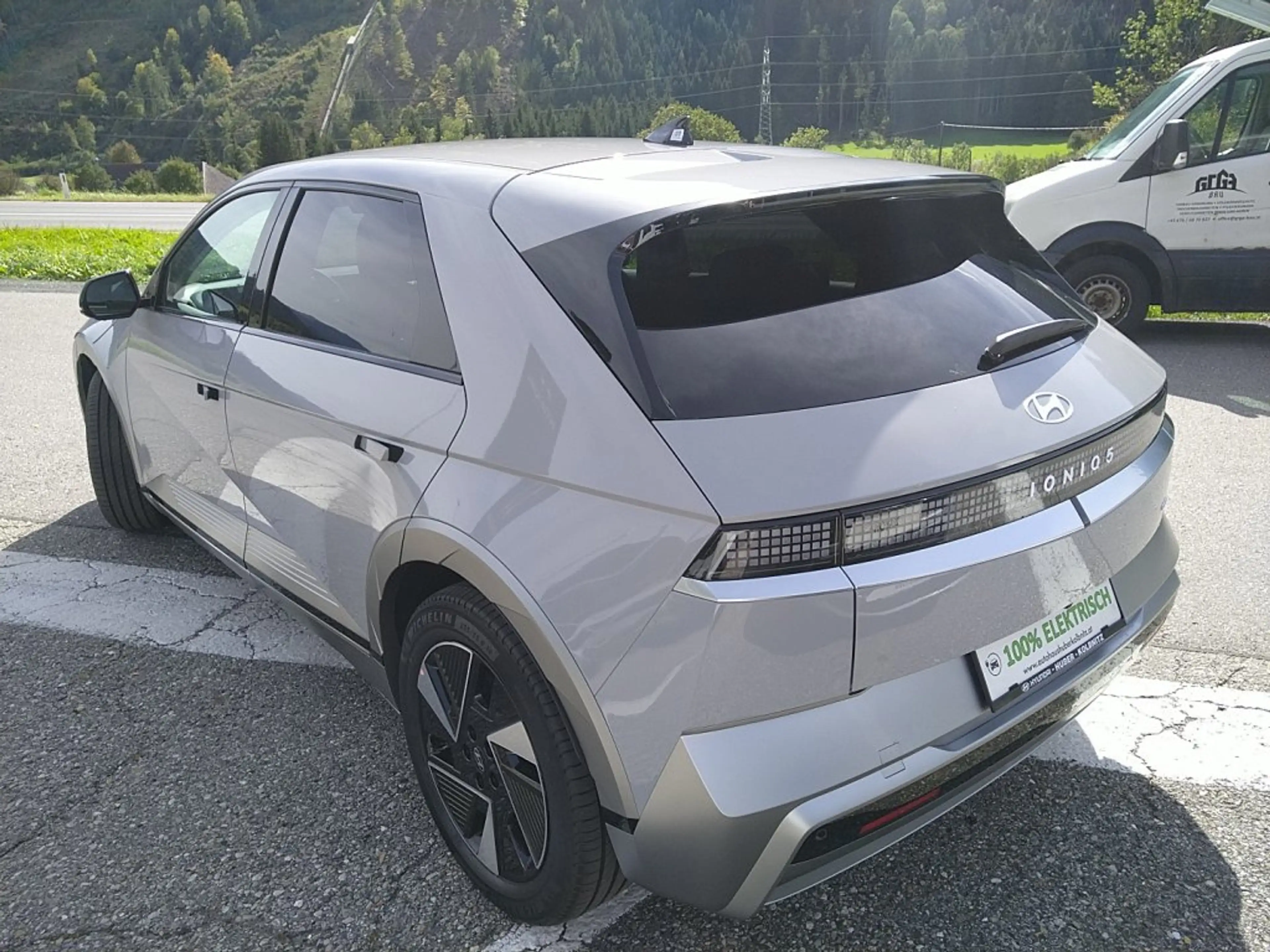 Hyundai IONIQ 5 Comfort Line 84kWh 4WD Com+ — photo 3