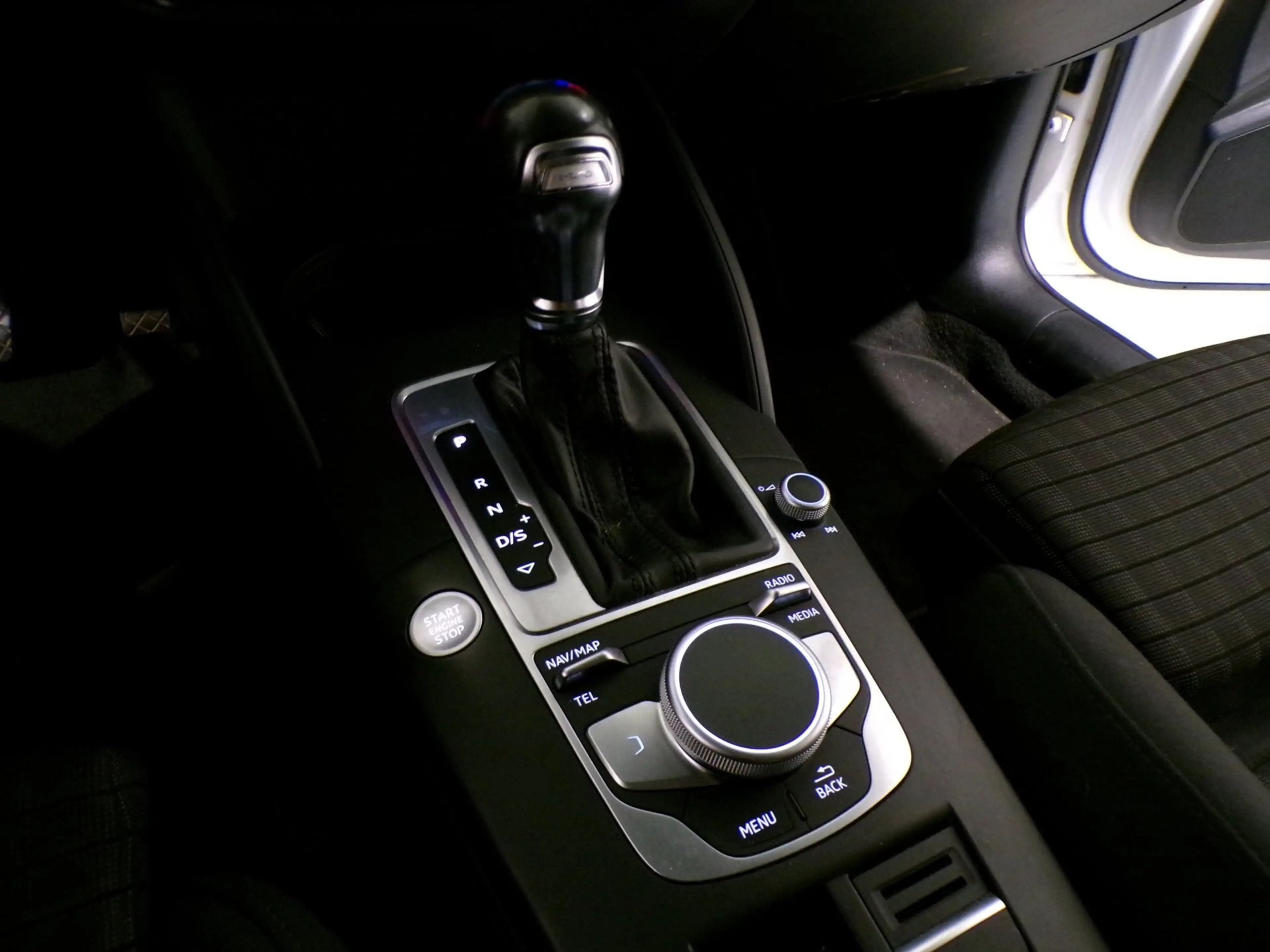 Audi A3 Sportback 1.4 e-tron Sport Pro Line plus Apple-Car — photo 22
