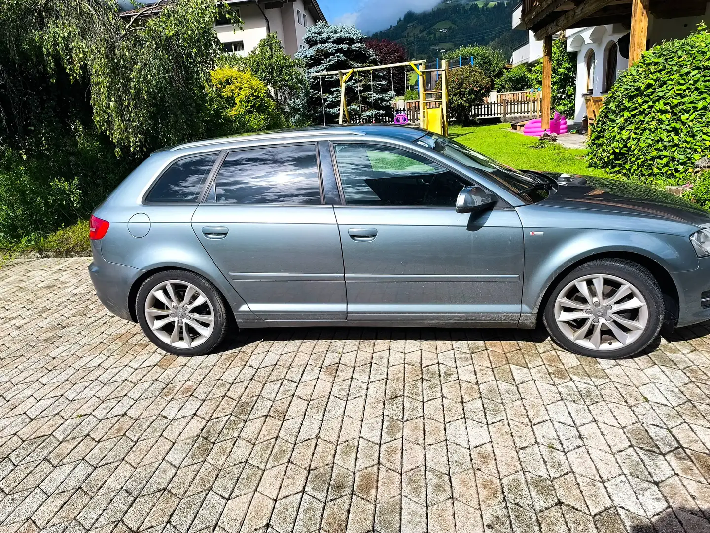 Audi A3 A3 SB 1,4 TFSI Ambiente S-tronic Ambiente Grau - 2