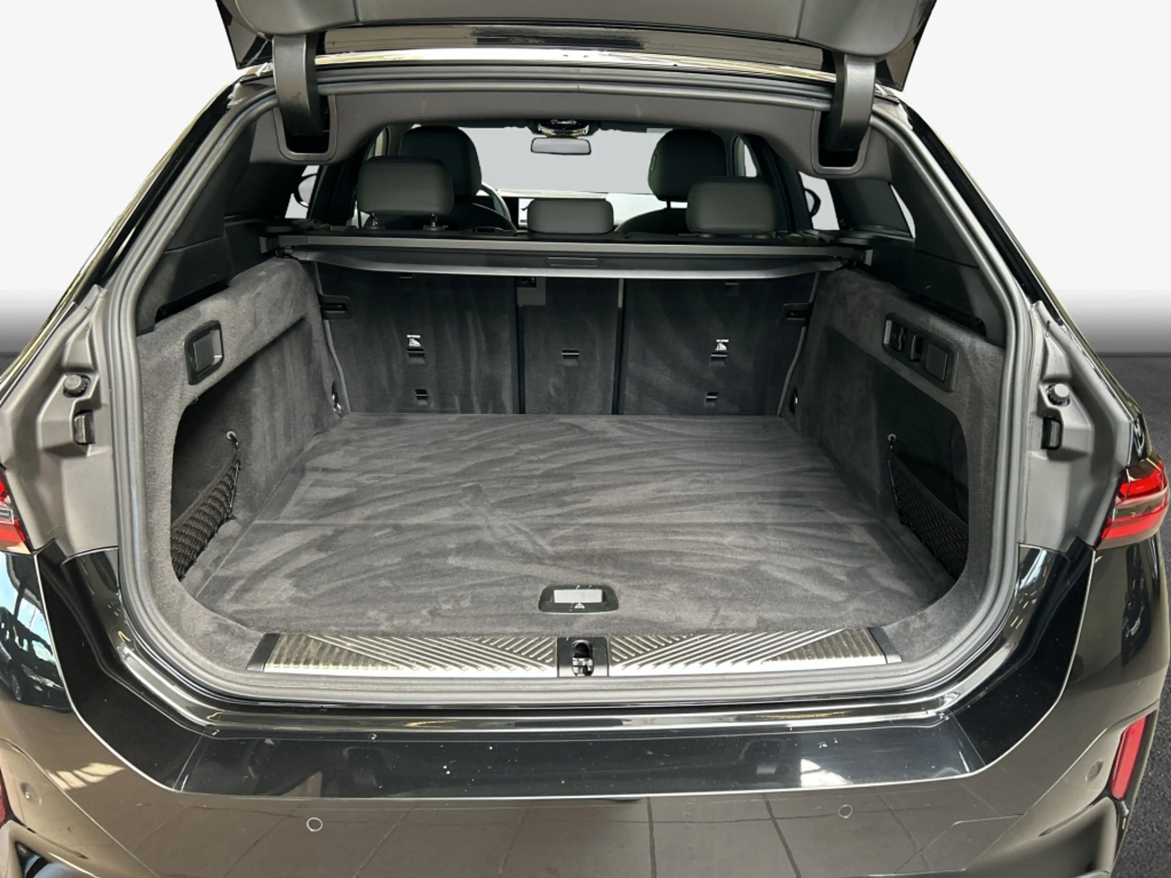 BMW 540 d xDrive Touring Aut. LED* Pano* SHZ* — photo 9