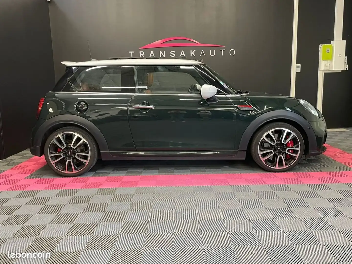 MINI Cooper 2.0L LCI 231 ch JCW TOIT OUVRANT ORIGINE FRANCE- E Vert - 2