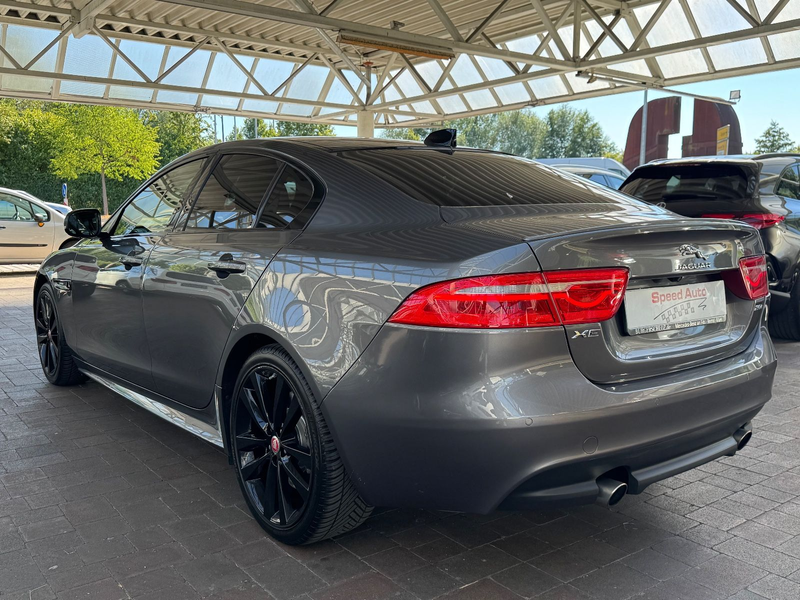 Jaguar XE 2.0t R-Sport/NAVI/KAMERA/MERID/BLACK PACK/19 — photo 9