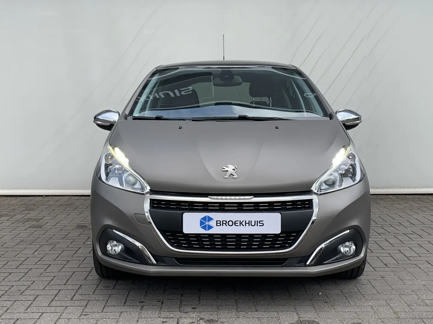 Peugeot 208 1.2 PureTech Première Airco | Camera | Cruise Cont Grijs - 2