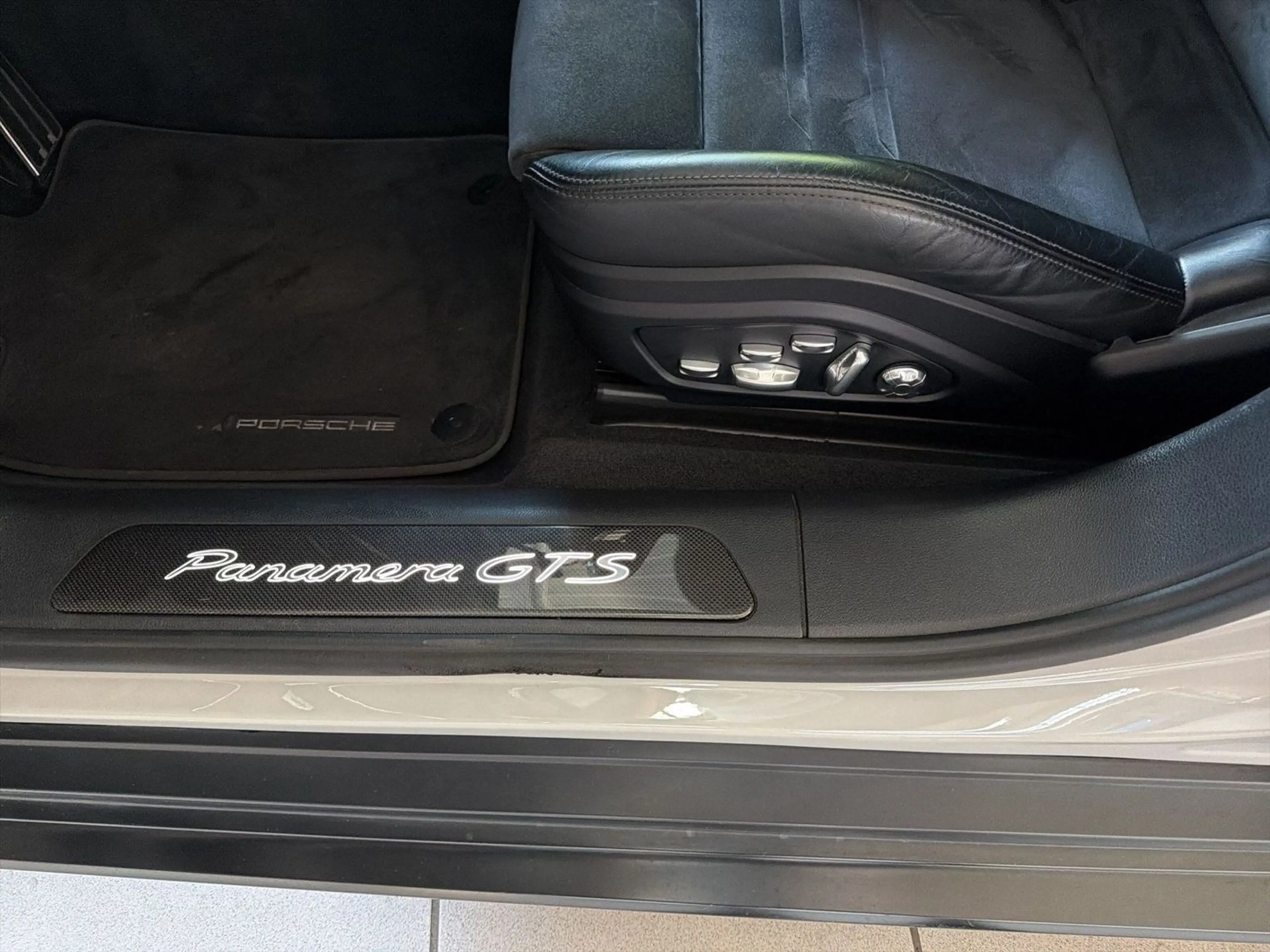 Porsche Panamera GTS ALC. HIMMEL ELEKTR SITZE CARBON BURM — photo 12