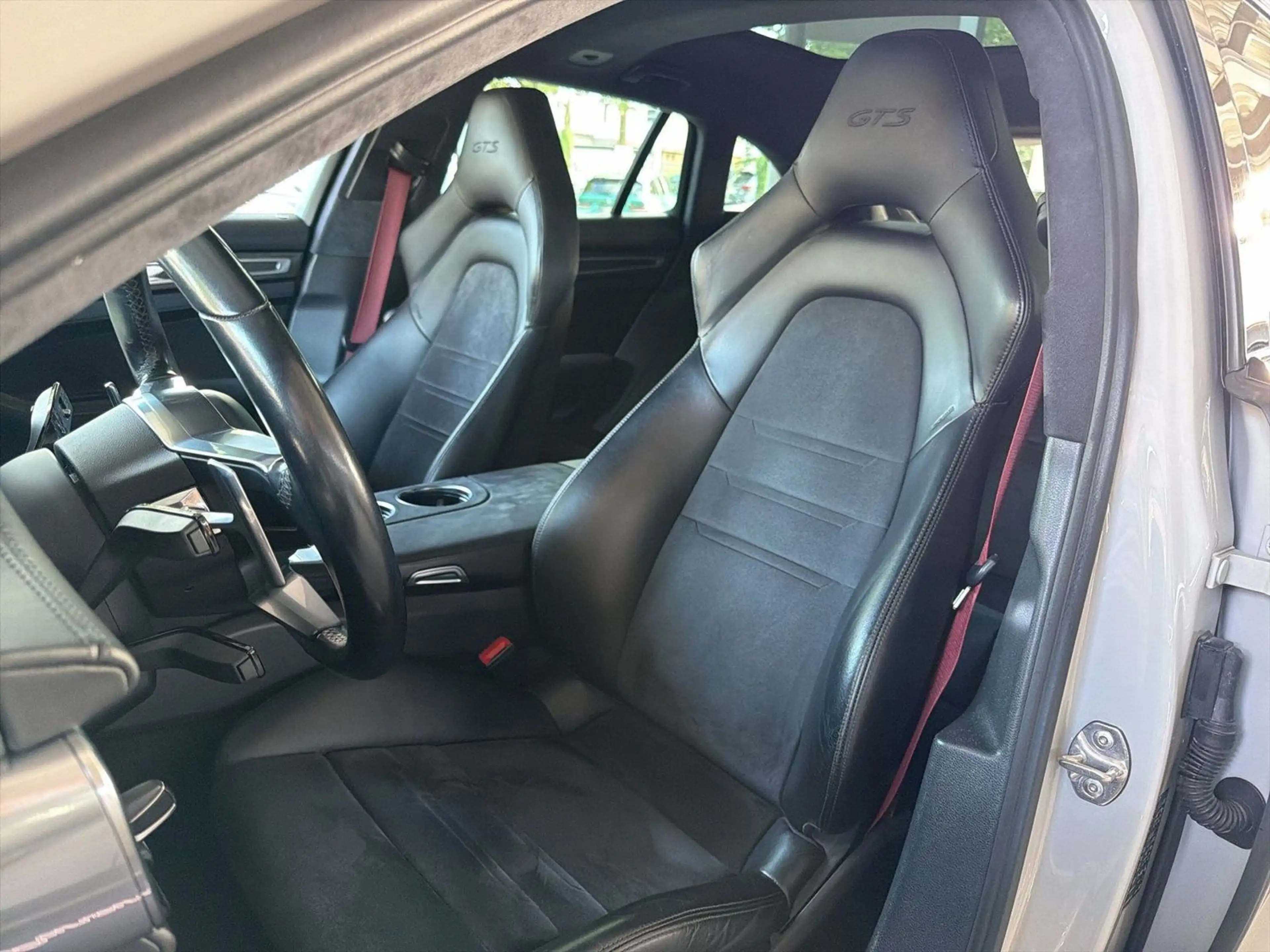Porsche Panamera GTS ALC. HIMMEL ELEKTR SITZE CARBON BURM — photo 11