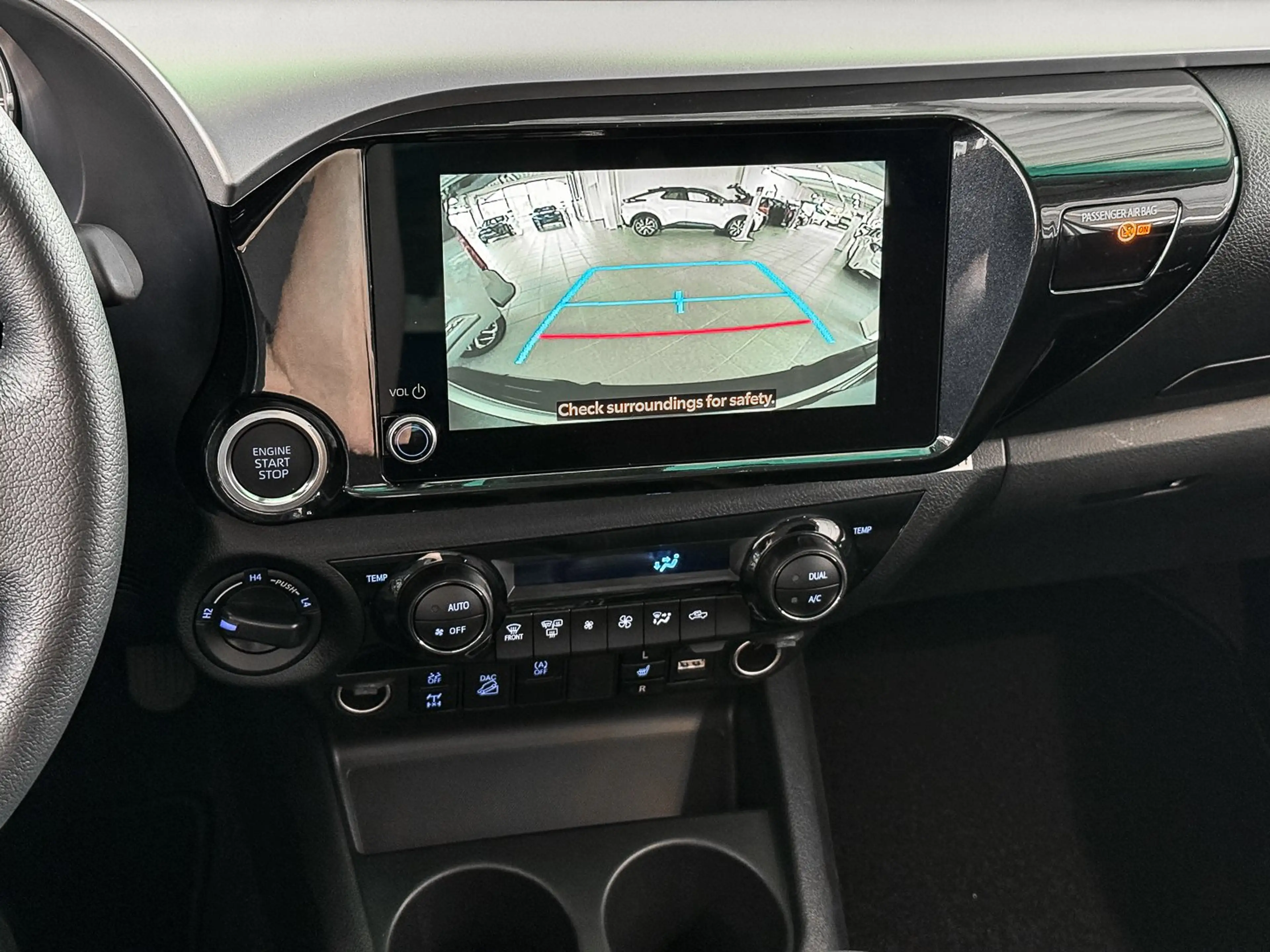 Toyota Hilux 2.4 l Xtra Cab AT 4X4 Comfort Car Play — photo 9
