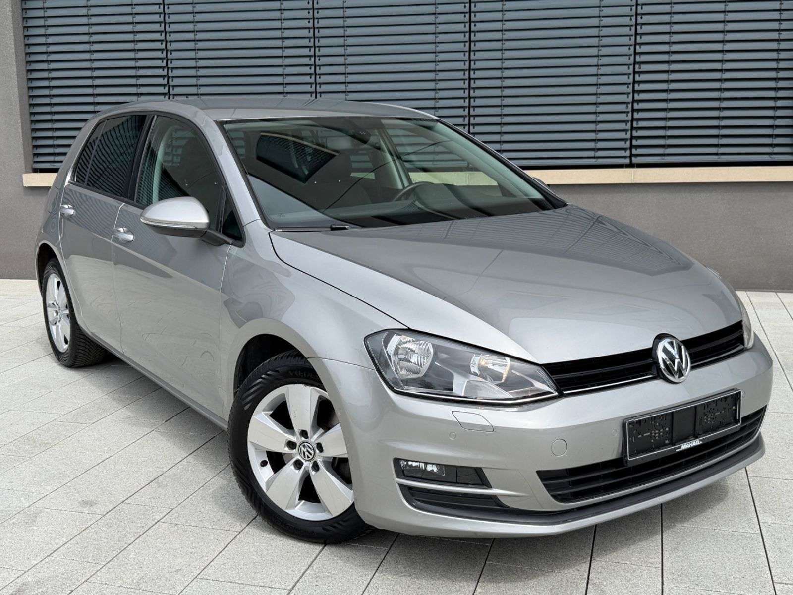 Second hand Volkswagen Golf 1.2