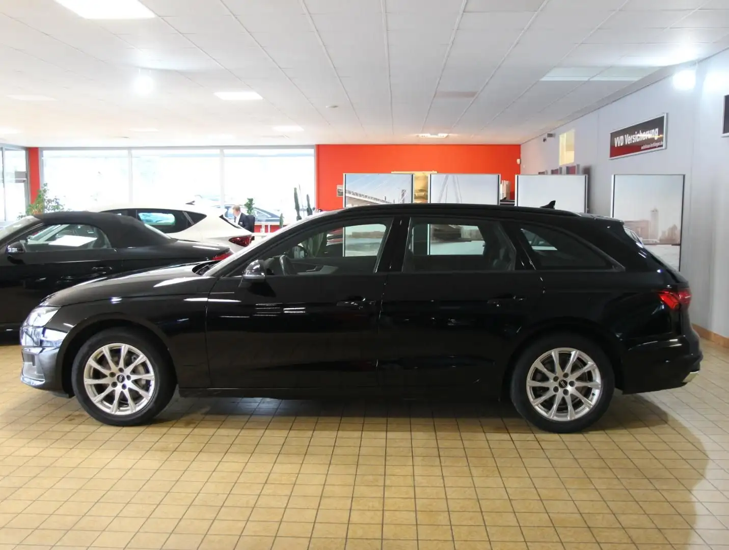 Audi A4 Avant 2.0 TDI,S-Tronic,Quattro,AHK,Matrix,Nav Noir - 2