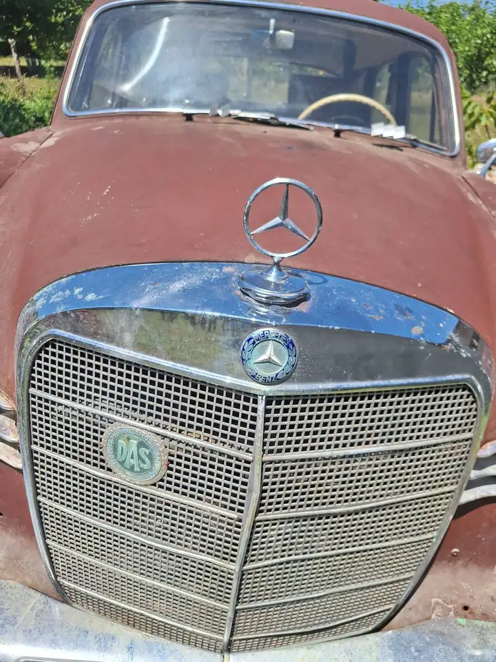 Mercedes-Benz 180 D b, foto 8
