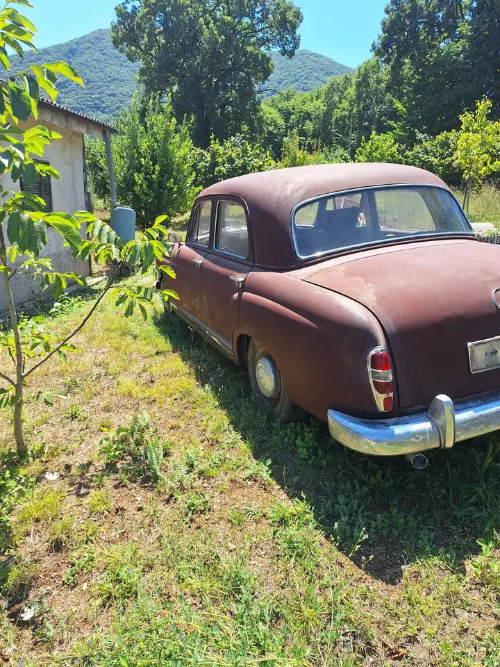 Mercedes-Benz 180 D b, foto 3