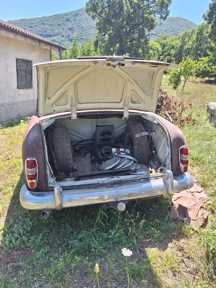 Mercedes-Benz 180 D b, foto 7