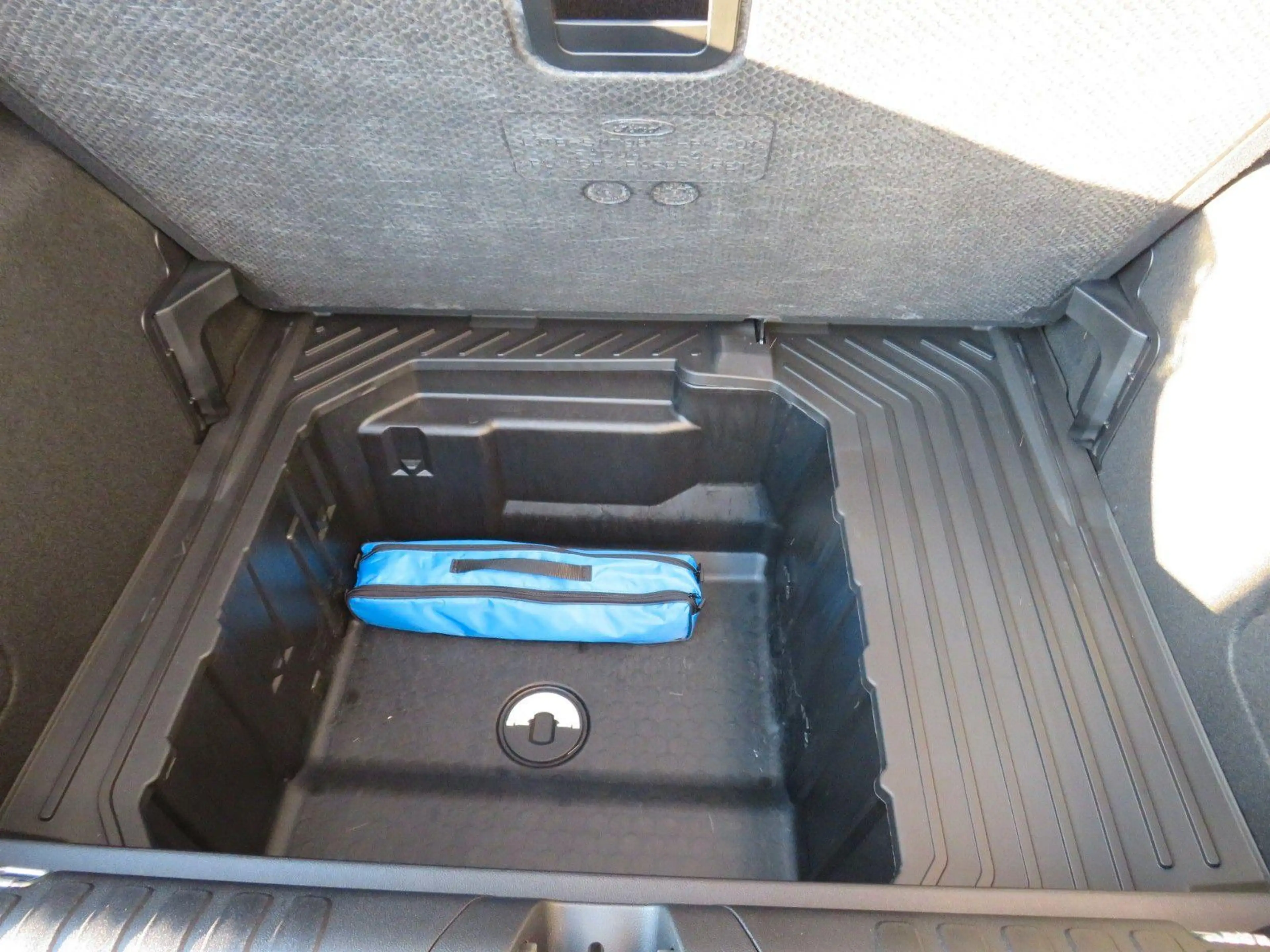 Ford Puma ST-Line, Navigationssystem, Winterpaket — photo 10
