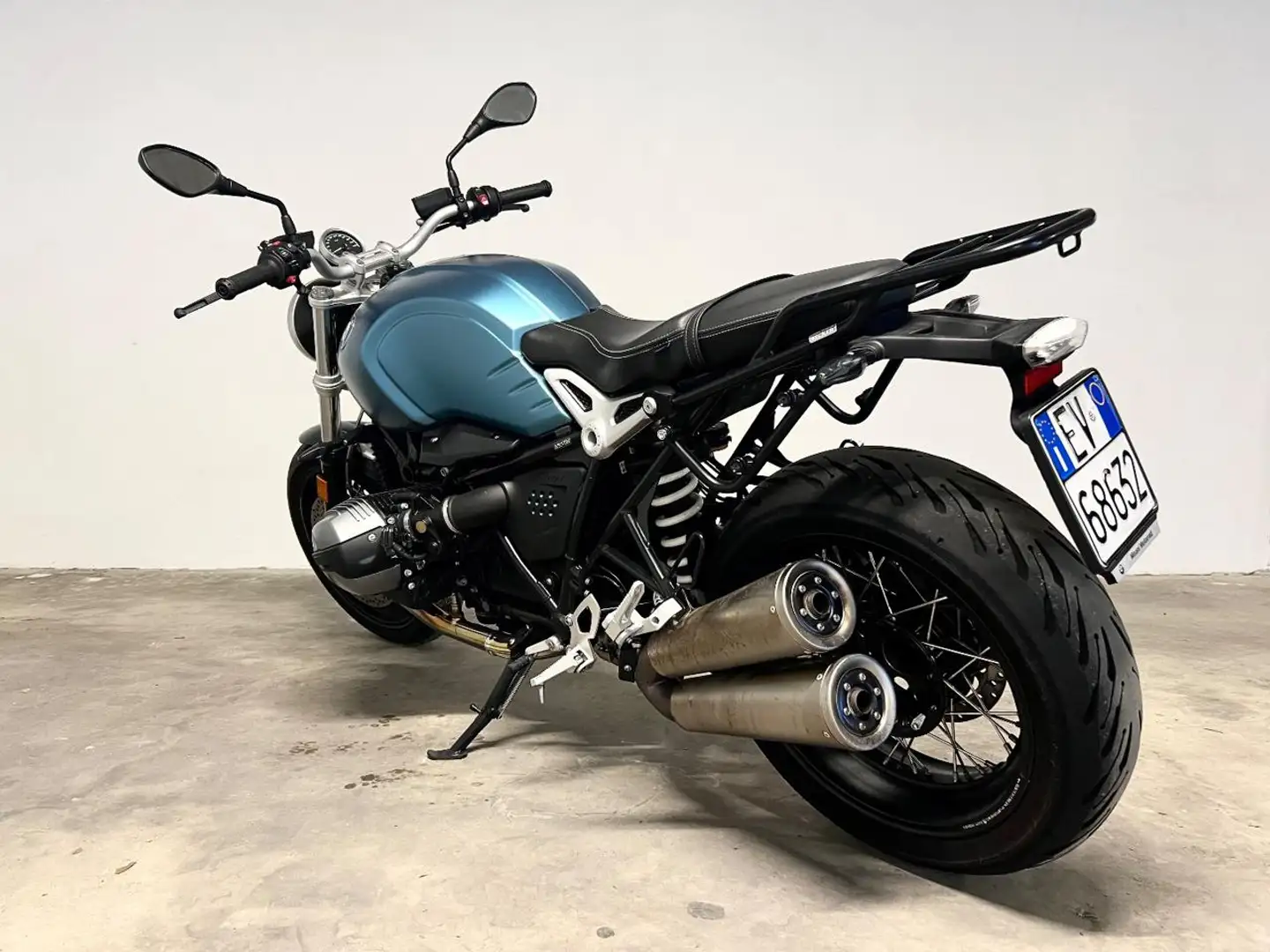 BMW R nineT pure Blau - 2