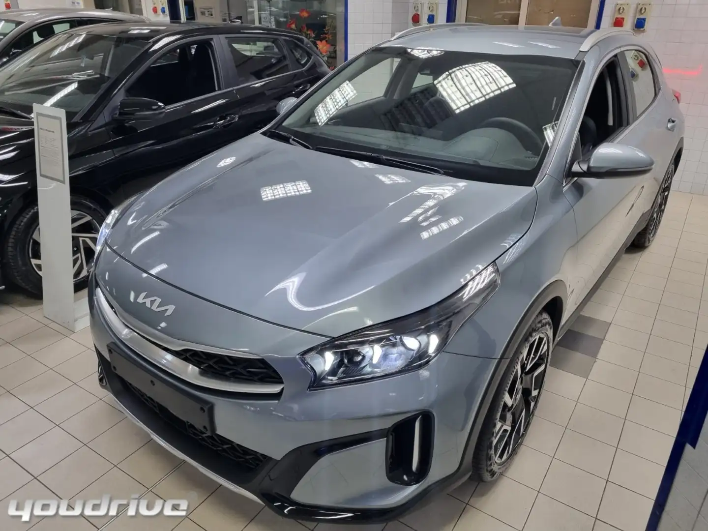 Kia XCeed 1.0 T-GDi + GPL 100 CV Urban Grigio - 2