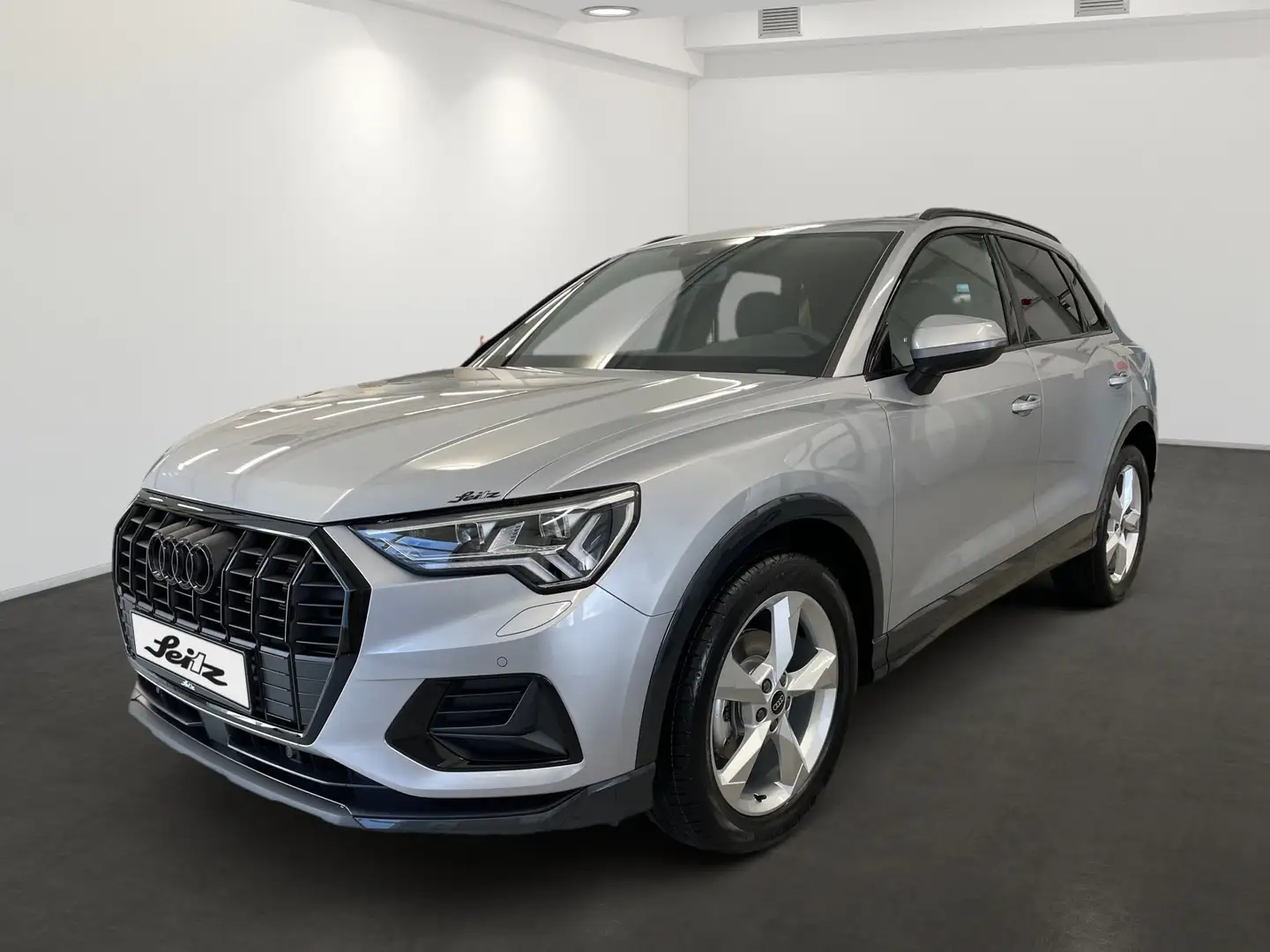 Audi Q3 35 TFSI advanced *MATRIX*KAMERA*SITZH* Silber - 2