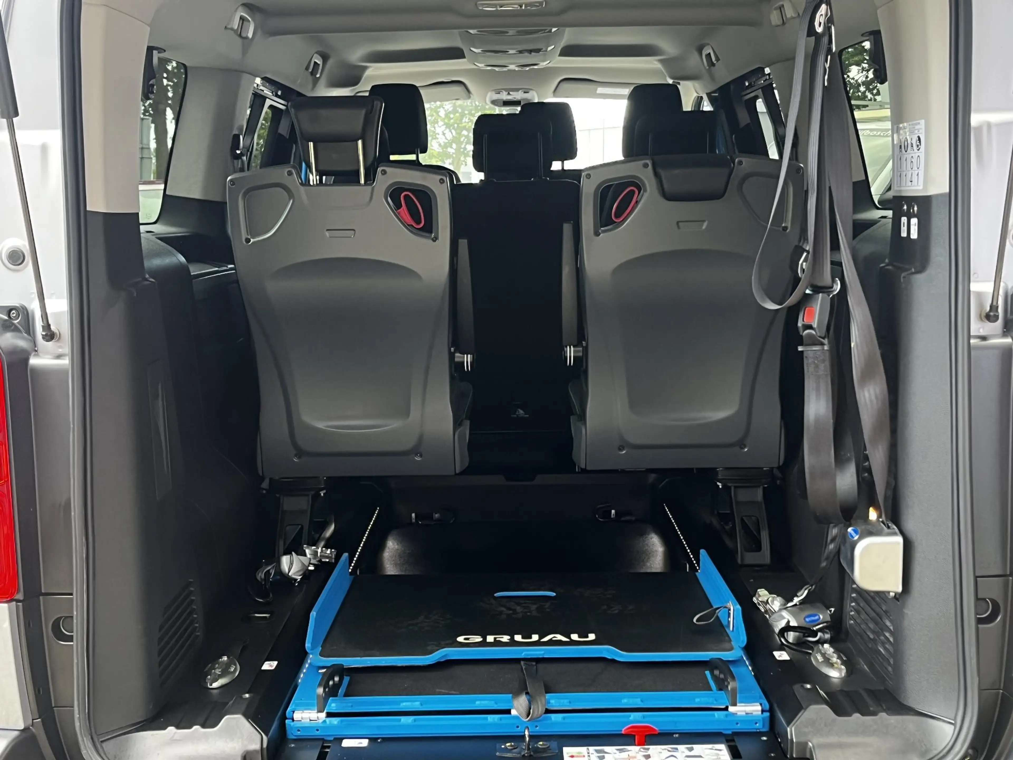 Toyota Proace Electric Verso Long L2 Extra Range Dynamic 75 kWh — photo 16