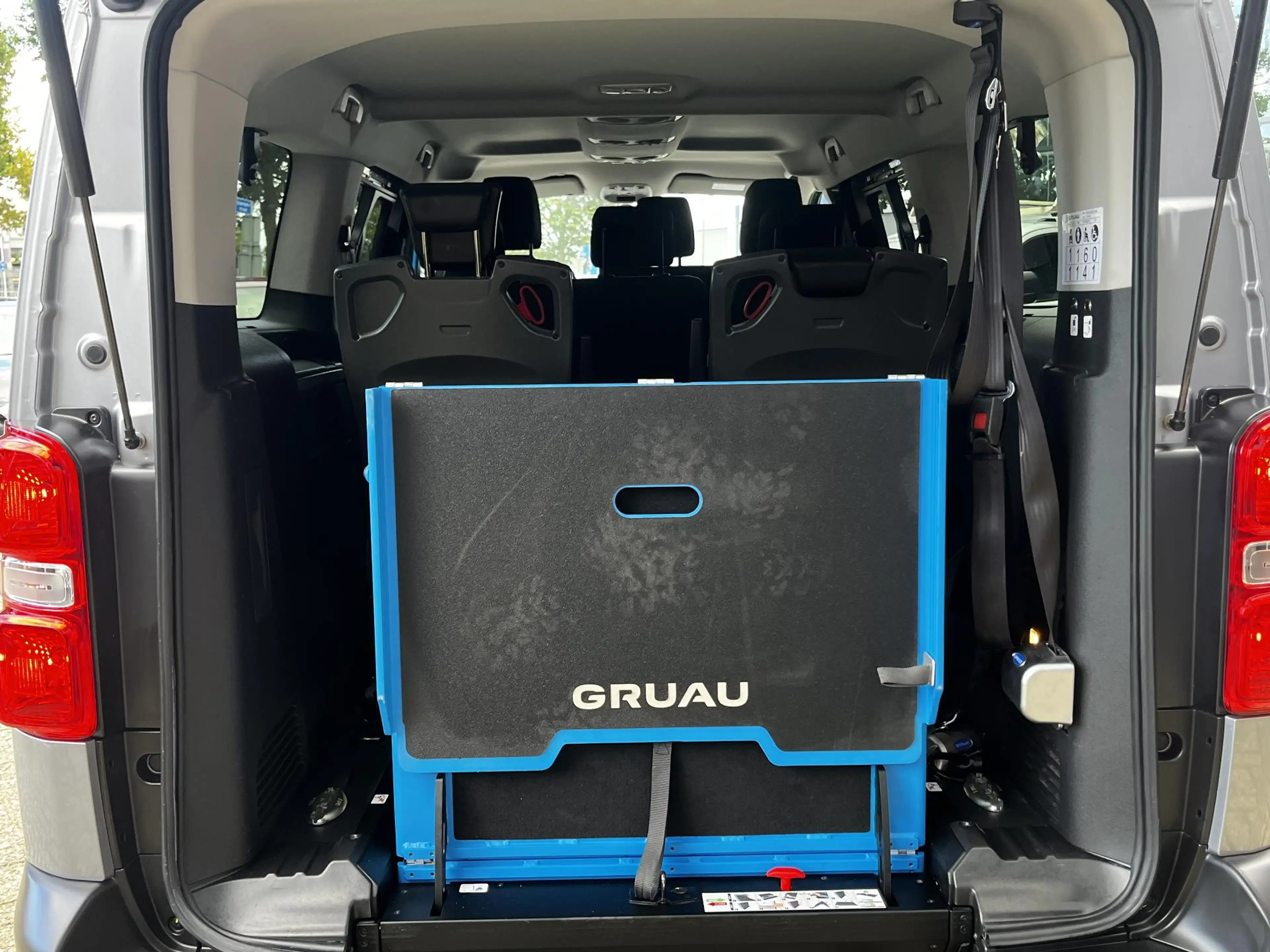 Toyota Proace Electric Verso Long L2 Extra Range Dynamic 75 kWh — photo 17