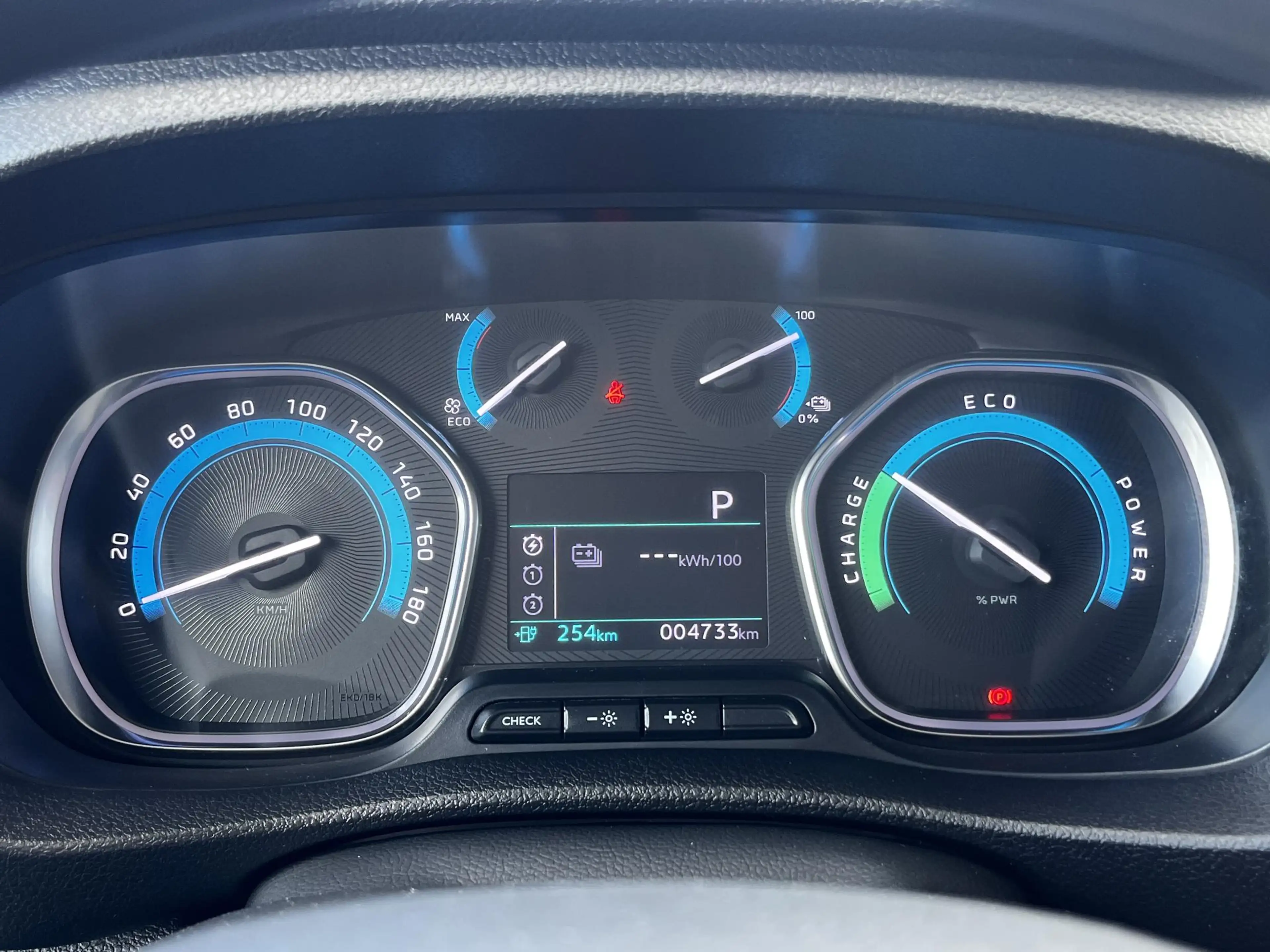 Toyota Proace Electric Verso Long L2 Extra Range Dynamic 75 kWh — photo 25
