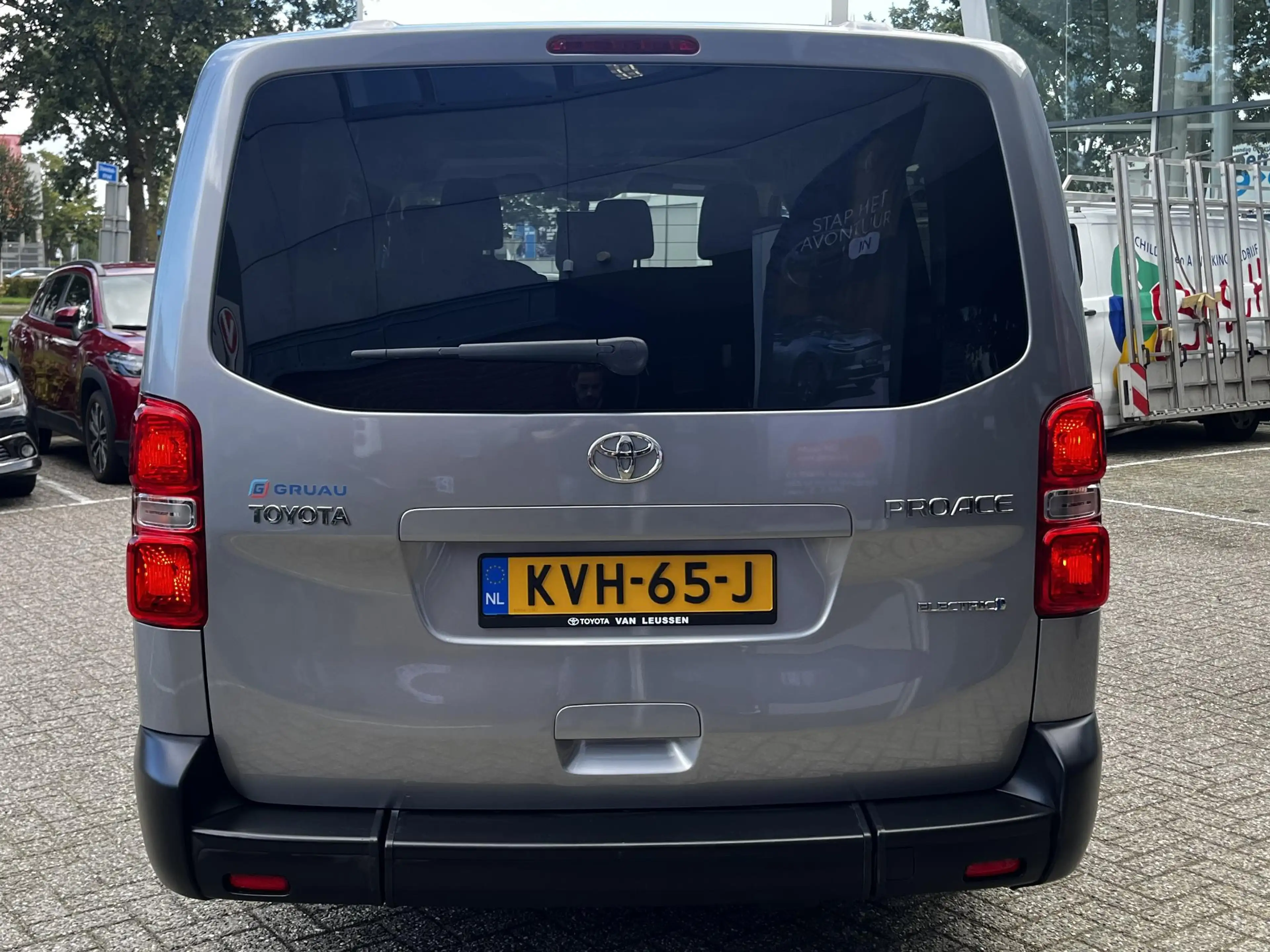 Toyota Proace Electric Verso Long L2 Extra Range Dynamic 75 kWh — photo 33