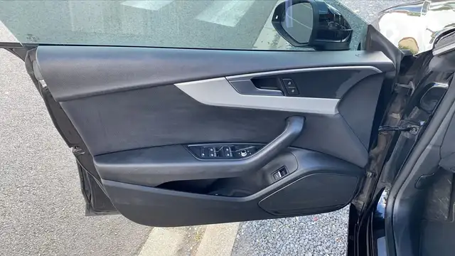 Audi A5 view 7