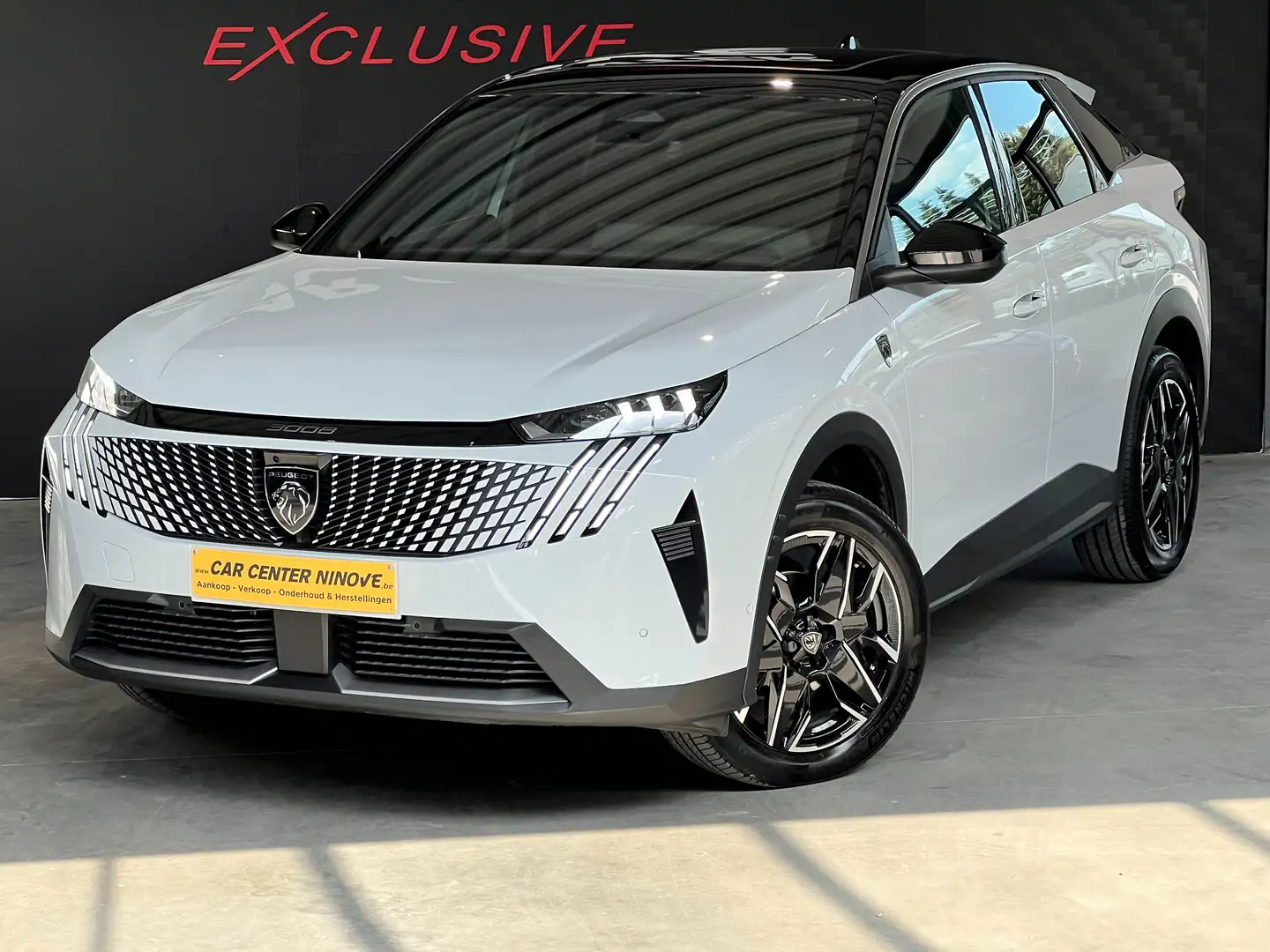 Peugeot 3008 1.2 Turbo HYBRID  GT / NEW MODEL / FULL OPTIONS Wit - 2