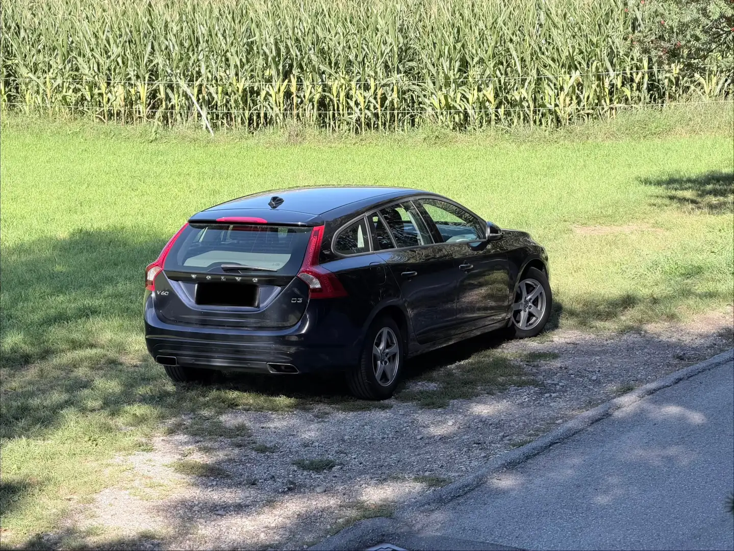 Volvo V60 D3 Blau - 2