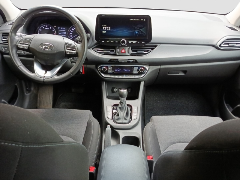 Hyundai i30 TREND 1.5 T-GDI (48V) *NAVI*CARPLAY*CAM*SITZHZG* — photo 10