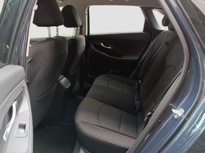 Hyundai i30 TREND 1.5 T-GDI (48V) *NAVI*CARPLAY*CAM*SITZHZG* — photo 8