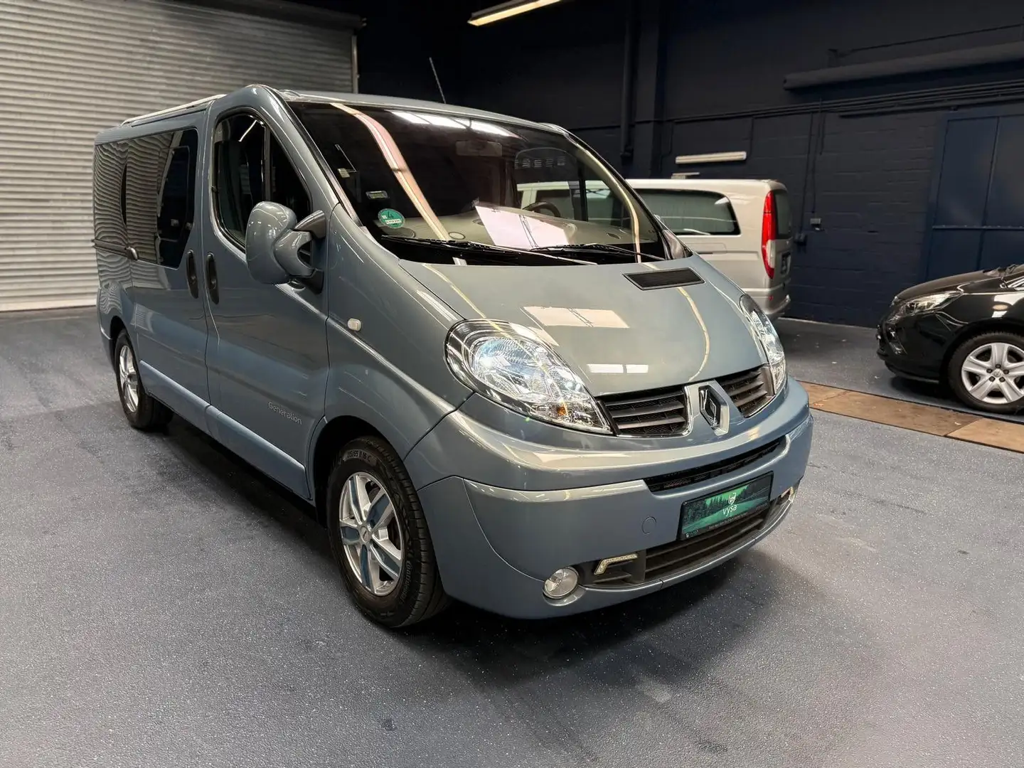 Opel Vivaro Generation Evado Westfalia Bett + Tisch - 2