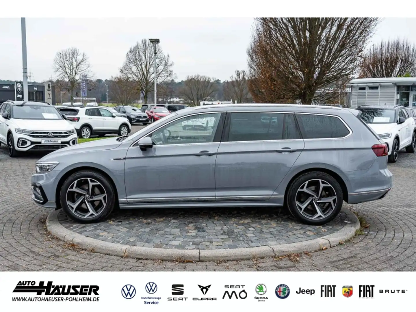 Volkswagen Passat Variant R-Line 2.0 TSI DSG AHK STANDHZG AREA-VIEW EL. HECK Grau - 2