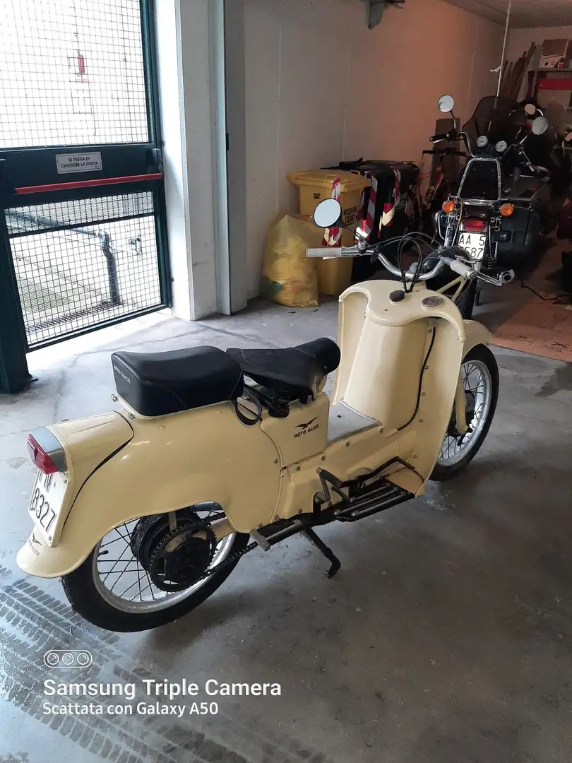 Moto Guzzi Galletto - 1