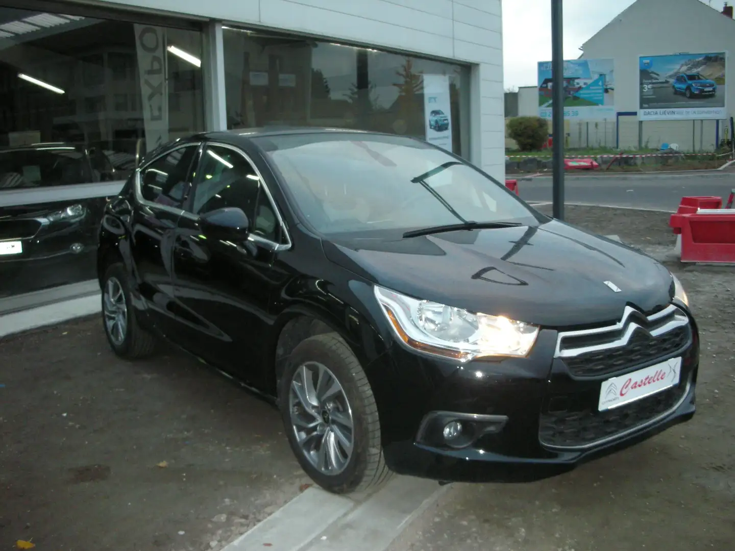 Citroen DS4 Schwarz - 1
