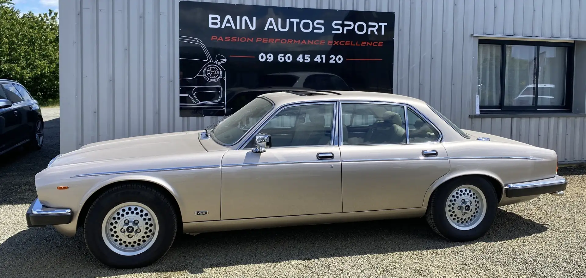 Daimler Sonstige Standard Beige - 2