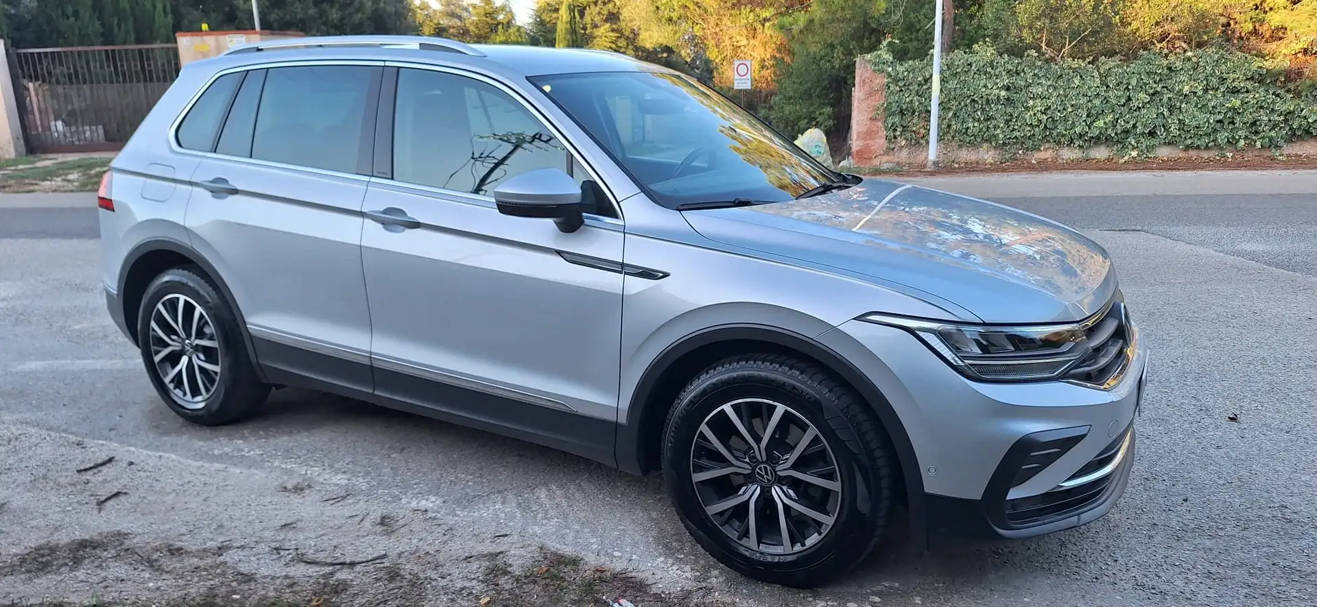 Volkswagen Tiguan Tiguan 2.0 tdi Life 122cv - 1