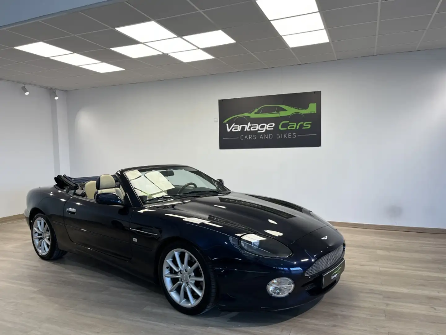 Aston Martin DB7 Vantage Volante 5.9 Bleu - 1