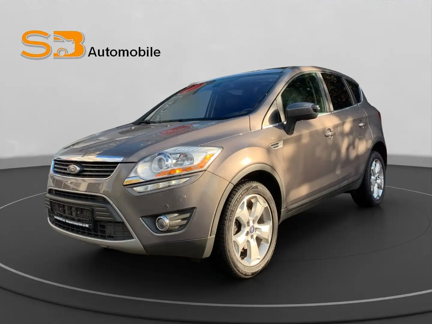 Ford Kuga Titanium*AUT.*Leder*SHZ*Kamera* Braun - 1