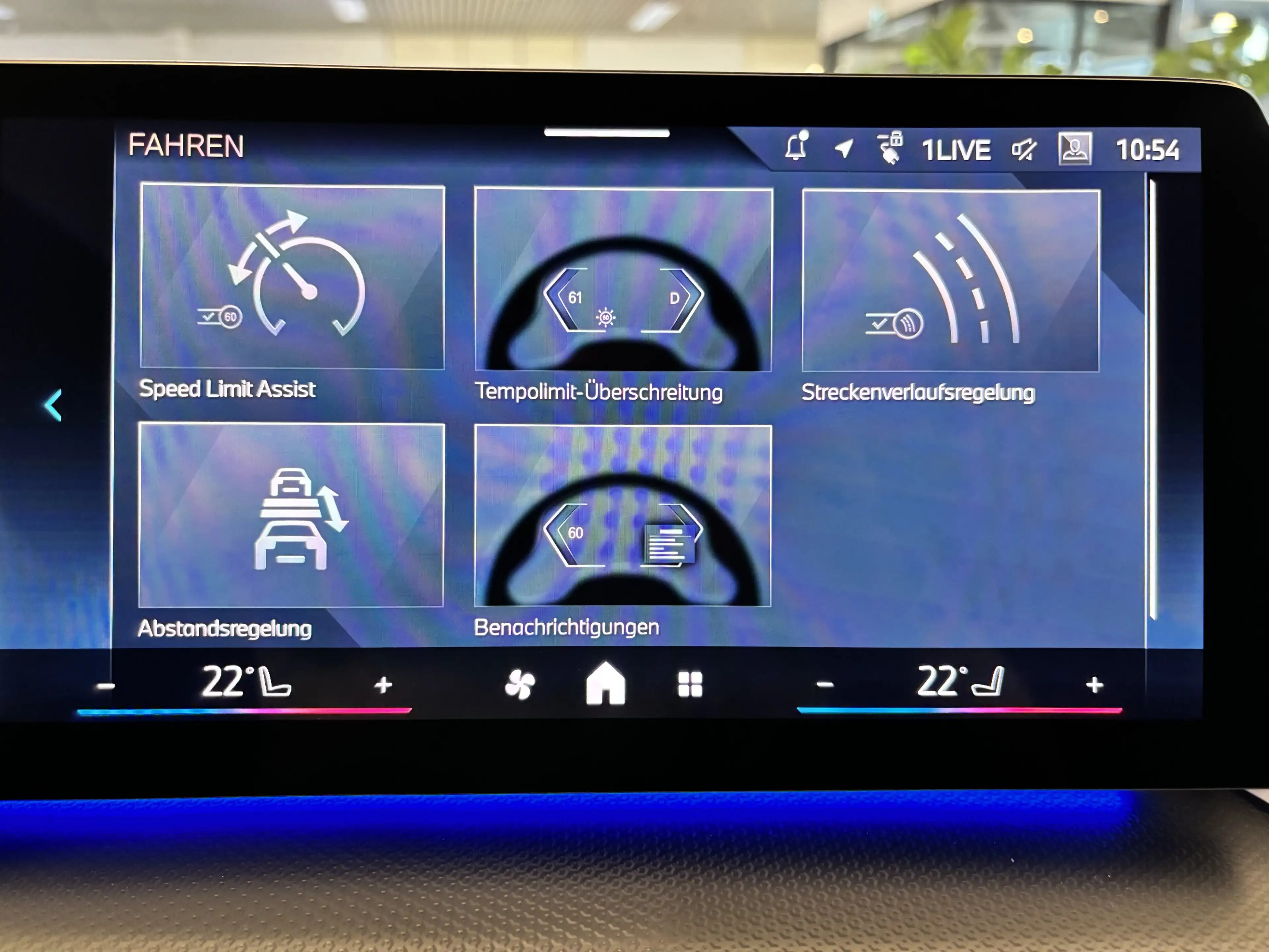 BMW iX2 eDrive20 M Sport Pro DAB H&K AHK DA+ adapt. LED — photo 11