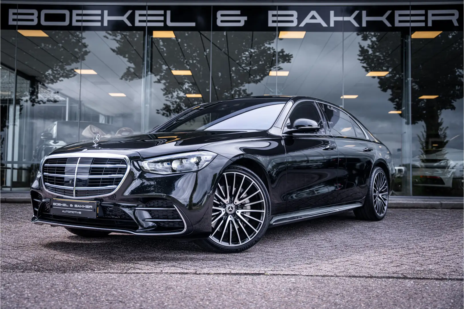 Mercedes-Benz S 500 4MATIC Lang AMG Line ** Achterasbesturing ** Panod Zwart - 1