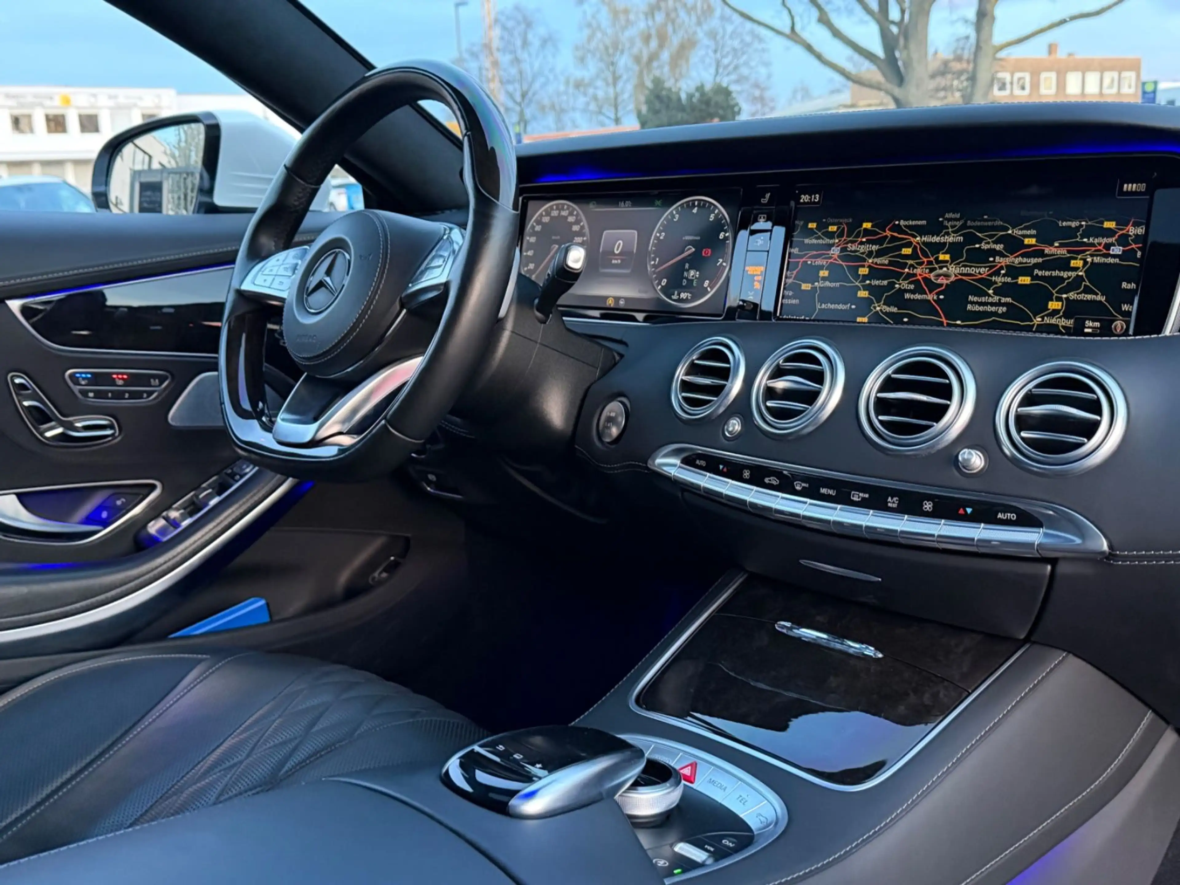 Mercedes-Benz S 500 Coupé 4MATIC AMG*Designo*Nachtsicht*Massag — photo 32