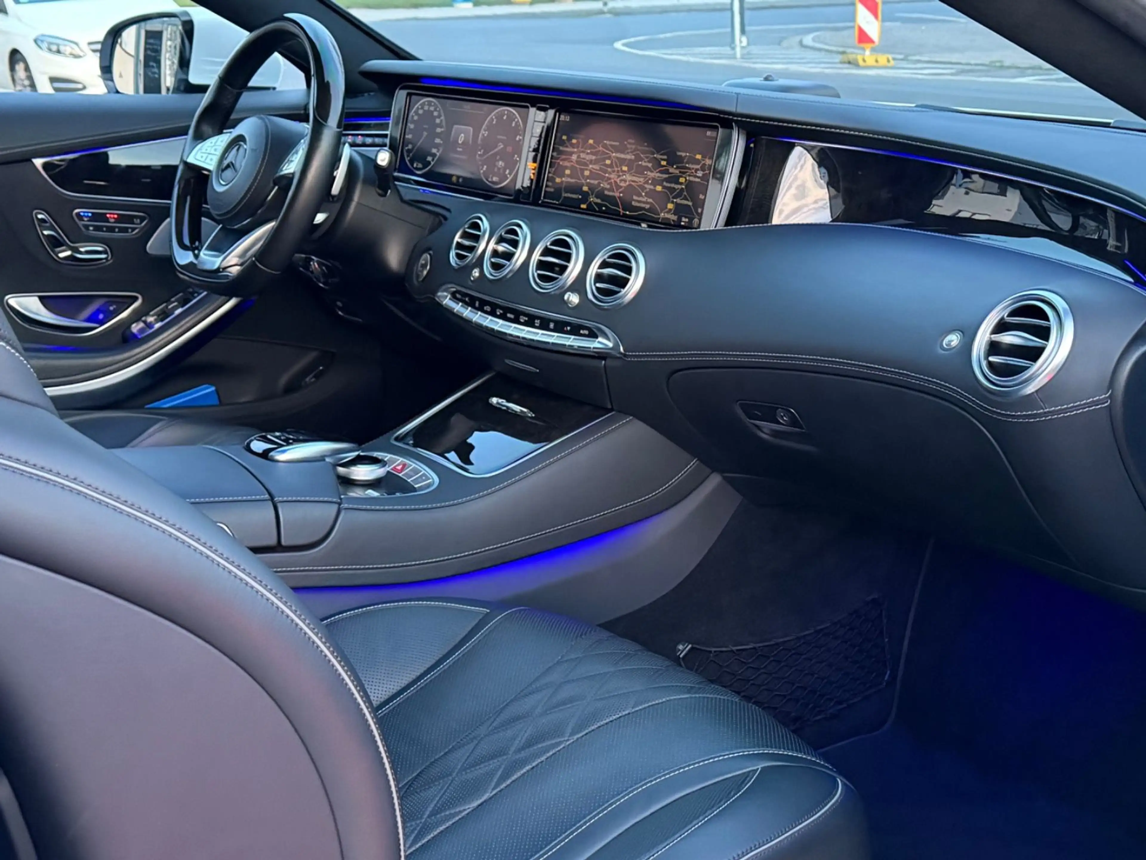 Mercedes-Benz S 500 Coupé 4MATIC AMG*Designo*Nachtsicht*Massag — photo 30