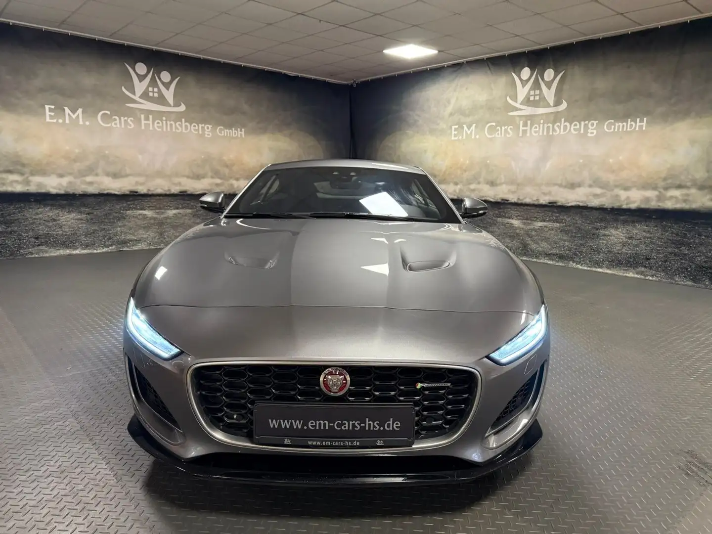 Jaguar F-Type Coupe P300 R-Dynamic Sport Meridian 1.Hd Gris - 2
