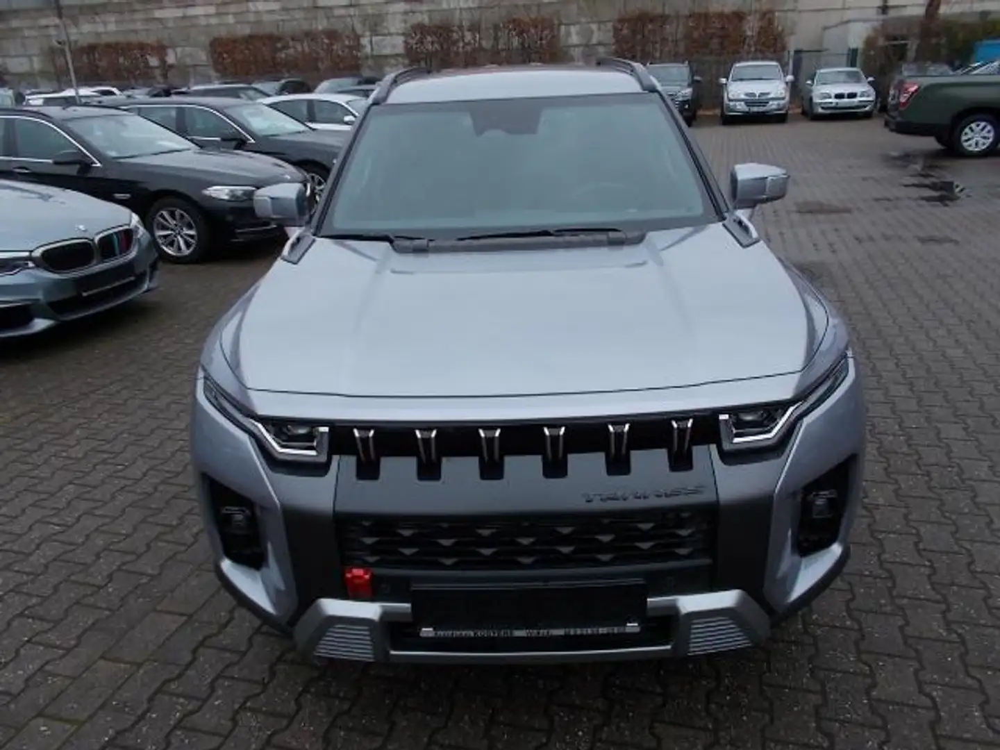 SsangYong Torres Quarz LED Navi Teilleder Alu18" Sitzheiz. Gümüş rengi - 2