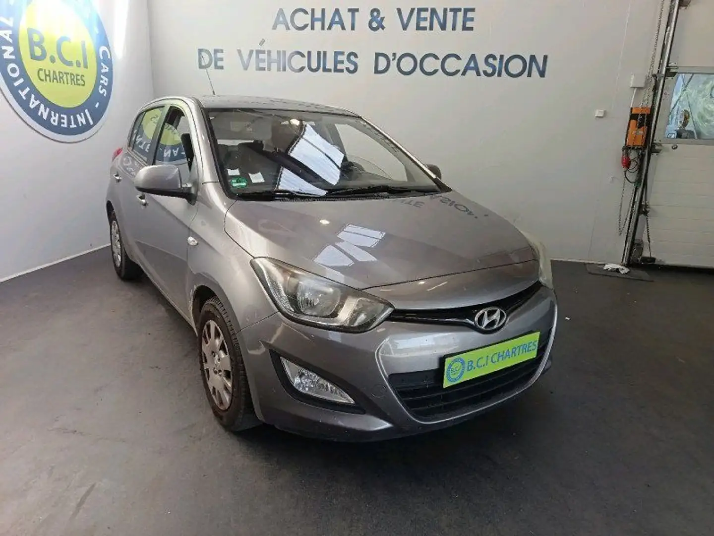 Hyundai i20 1.2 PACK EVIDENCE Gris - 2