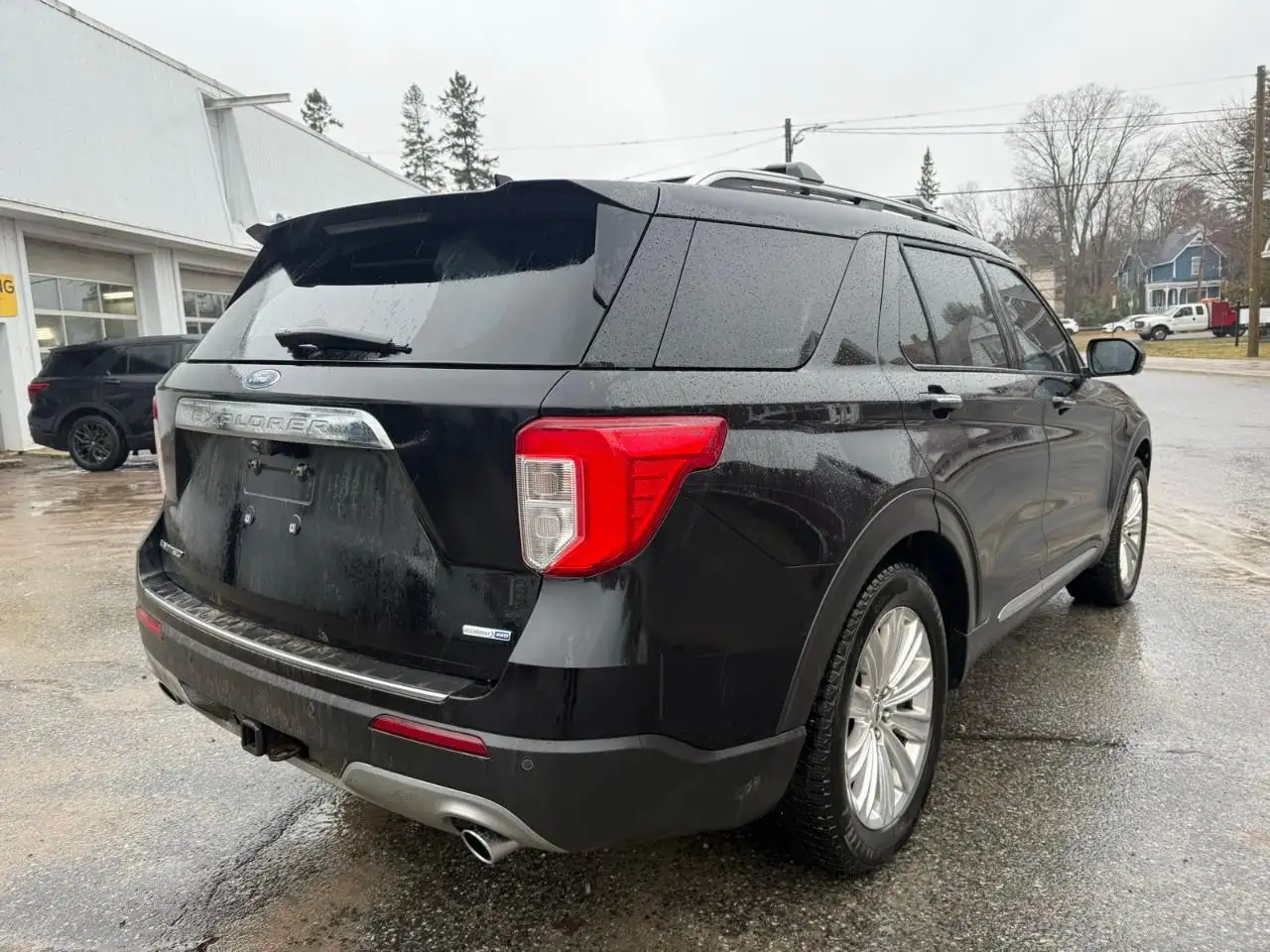 Ford Explorer снимка Ford Explorer