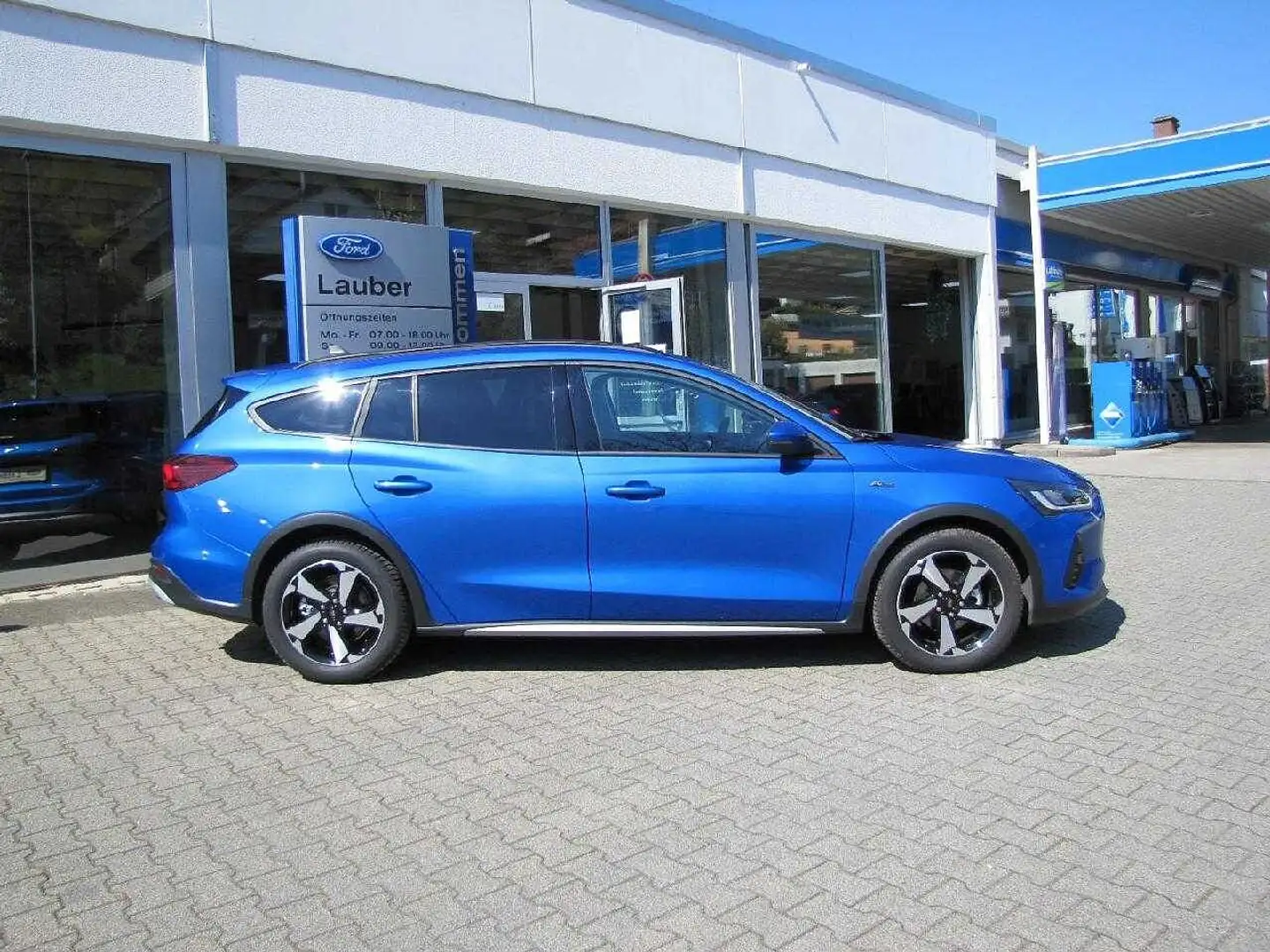Ford Focus Turnier Active X Blau - 2