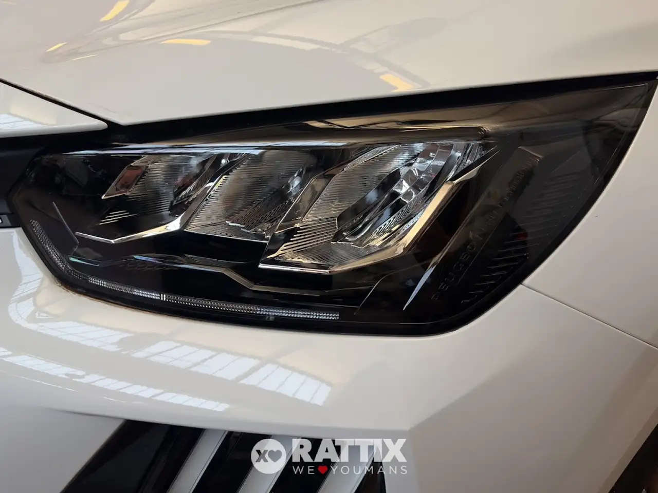 Peugeot 208 1.2 Hybrid 136CV Allure e-DCS6, миниатюра 3