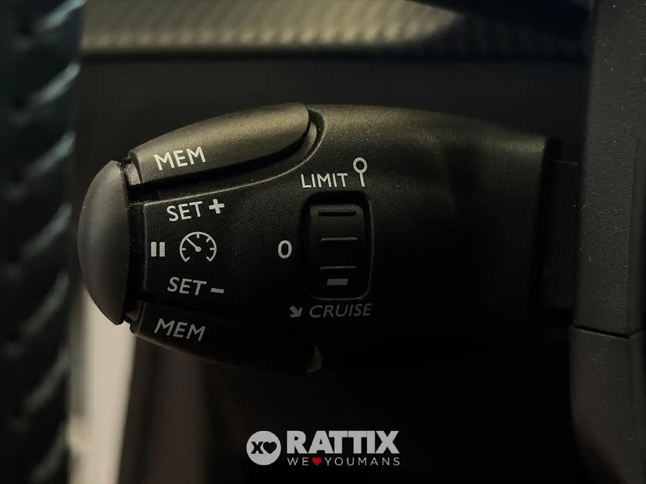 Peugeot 208 1.2 Hybrid 136CV Allure e-DCS6, миниатюра 13