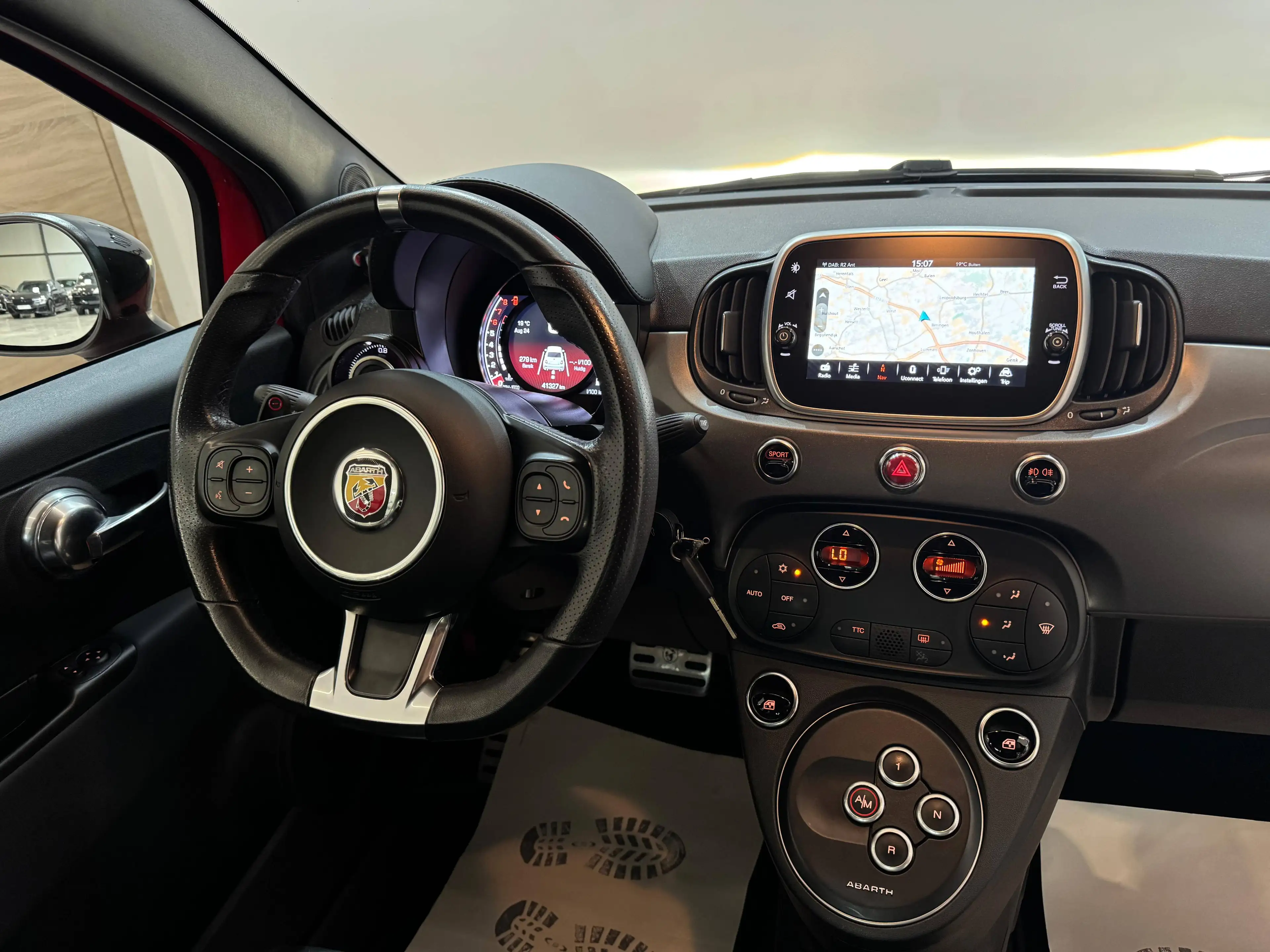 Abarth 595 Turismo - Automaat/Navi/Beats Audio/PDC — photo 12